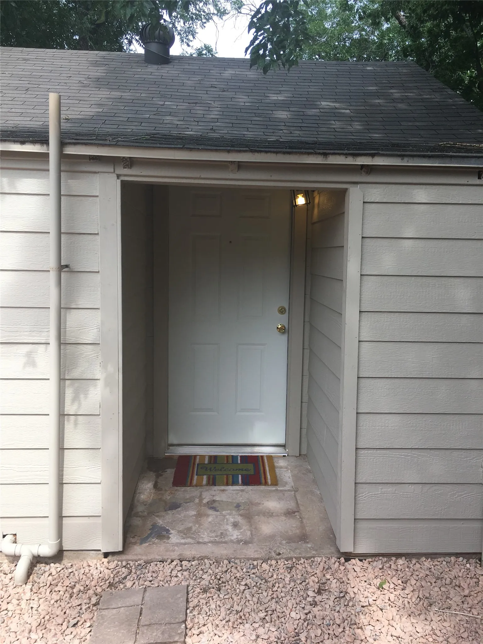 Apartment For Rent in Taylor County , 1910 Chestnut Street B, Abilene, Texas 79602, 1 Bedroom, 1 Bathroom, Garage spaces, 500 Sqft, built in 1947, mls#21408014, Real Estate Agent in Abilene, Homes For Rent in Taylor county, Homes For Rent in Abilene, Realtor in Abilene Texas, Real Estate Brokerage Independent Realty Texas, Luminita Cordes Realtor