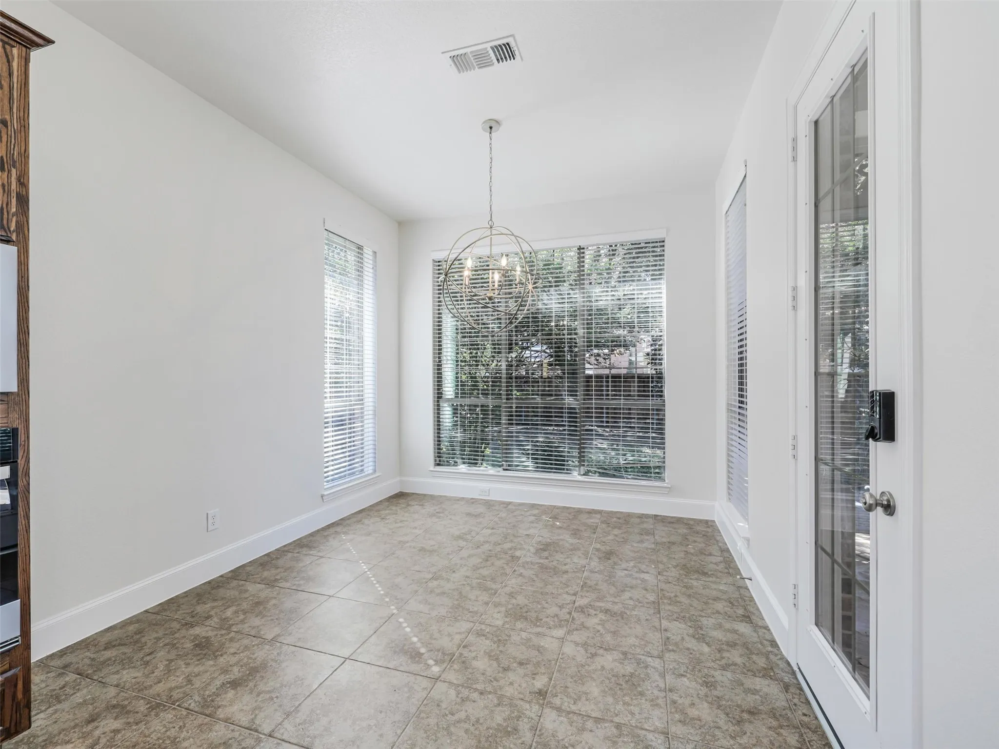 Single Family Residence For Rent in Collin County , 800 Camden Way, Prosper, Texas 75078, 3 Bedroom, 3 Bathroom, 2 Garage spaces, 2,378 Sqft, built in 2006, mls#21399246, Real Estate Agent in Prosper, Homes For Rent in Collin county, Homes For Rent in Prosper, Realtor in Prosper Texas, Real Estate Brokerage Independent Realty Texas, Luminita Cordes Realtor