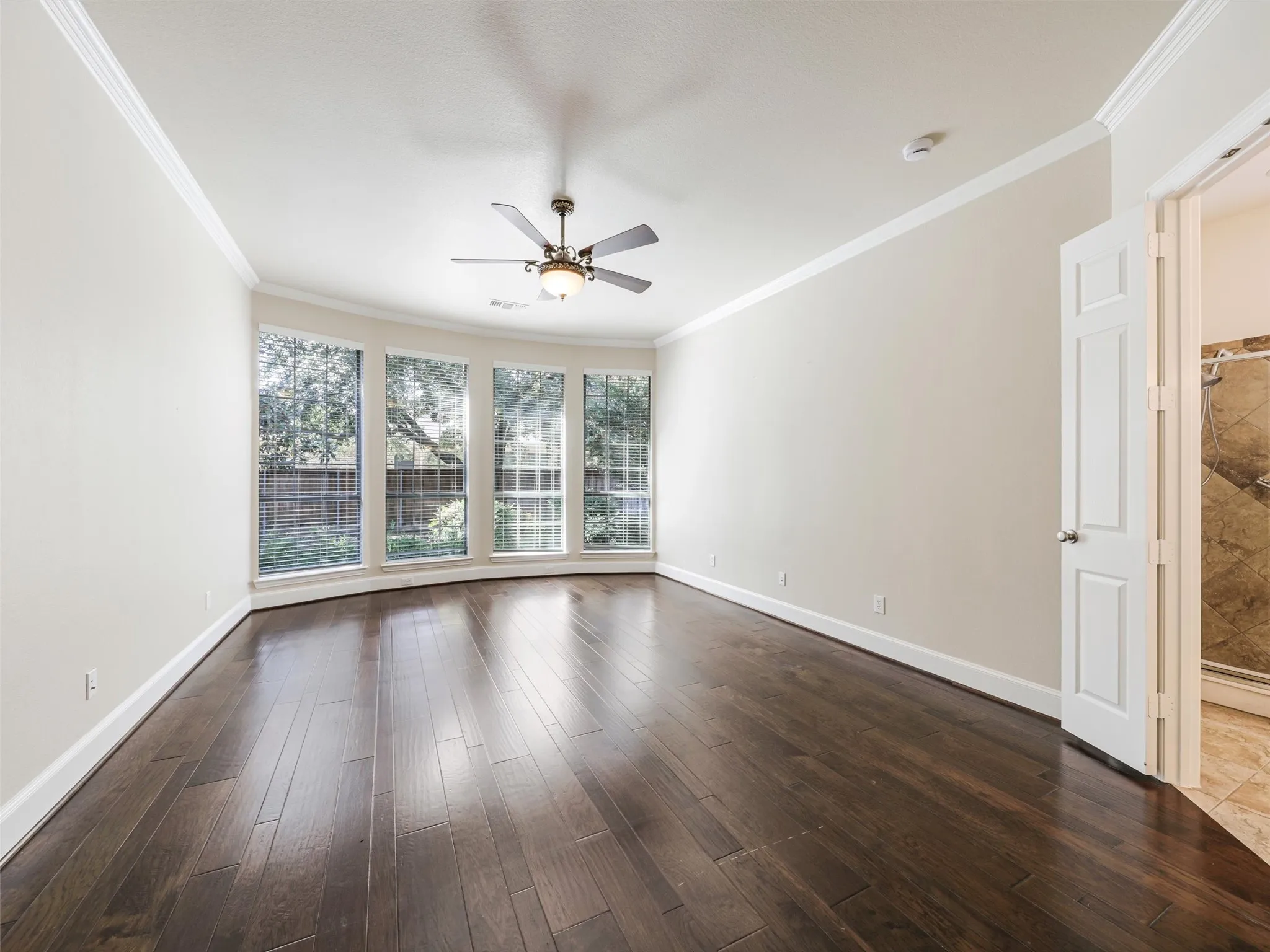 Single Family Residence For Rent in Collin County , 800 Camden Way, Prosper, Texas 75078, 3 Bedroom, 3 Bathroom, 2 Garage spaces, 2,378 Sqft, built in 2006, mls#21399246, Real Estate Agent in Prosper, Homes For Rent in Collin county, Homes For Rent in Prosper, Realtor in Prosper Texas, Real Estate Brokerage Independent Realty Texas, Luminita Cordes Realtor