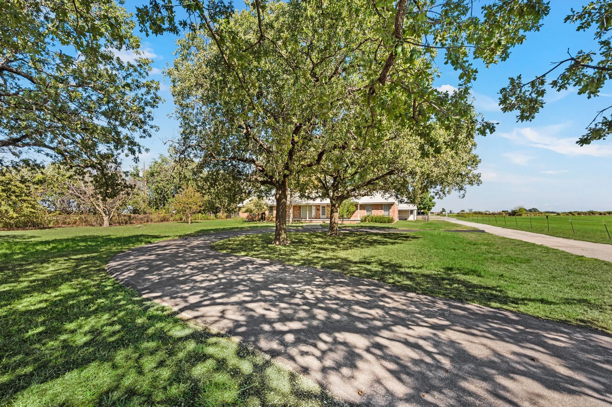 Circle driveway in front