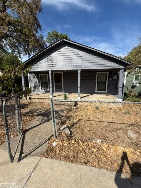 Single Family Residence For Sale