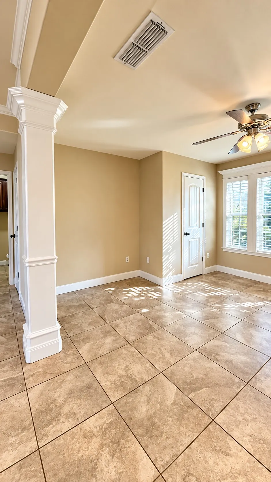 Single Family Residence For Rent in Taylor County , 4818 Yellowstone Trail, Abilene, Texas 79602, 3 Bedroom, 2 Bathroom, 2 Garage spaces, 1,701 Sqft, built in 2010, mls#21408024, Real Estate Agent in Abilene, Homes For Rent in Taylor county, Homes For Rent in Abilene, Realtor in Abilene Texas, Real Estate Brokerage Independent Realty Texas, Luminita Cordes Realtor