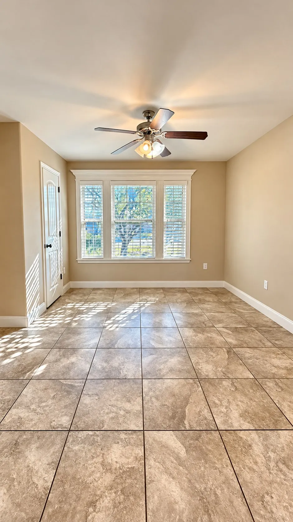 Single Family Residence For Rent in Taylor County , 4818 Yellowstone Trail, Abilene, Texas 79602, 3 Bedroom, 2 Bathroom, 2 Garage spaces, 1,701 Sqft, built in 2010, mls#21408024, Real Estate Agent in Abilene, Homes For Rent in Taylor county, Homes For Rent in Abilene, Realtor in Abilene Texas, Real Estate Brokerage Independent Realty Texas, Luminita Cordes Realtor