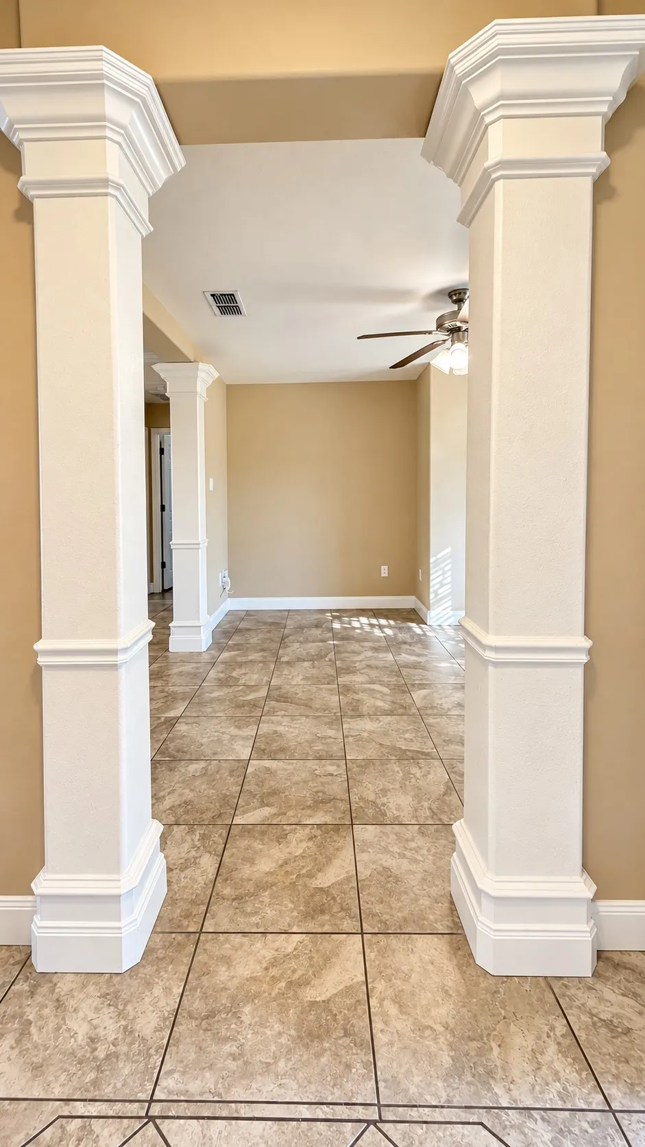 Single Family Residence For Rent in Taylor County , 4818 Yellowstone Trail, Abilene, Texas 79602, 3 Bedroom, 2 Bathroom, 2 Garage spaces, 1,701 Sqft, built in 2010, mls#21408024, Real Estate Agent in Abilene, Homes For Rent in Taylor county, Homes For Rent in Abilene, Realtor in Abilene Texas, Real Estate Brokerage Independent Realty Texas, Luminita Cordes Realtor