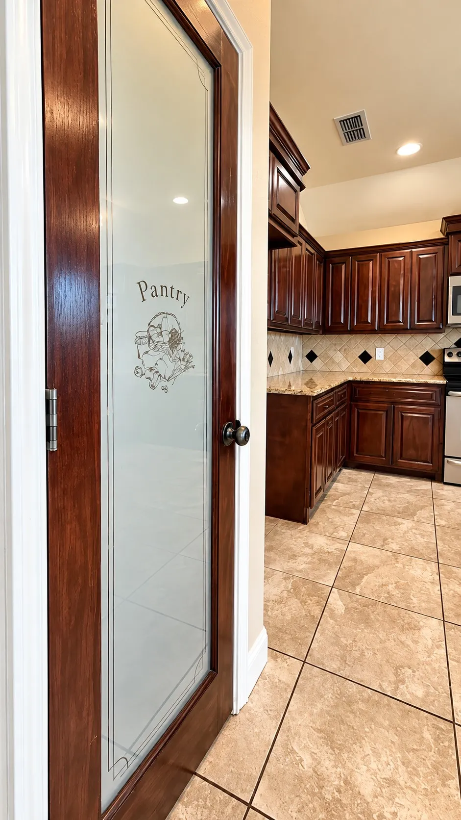 Single Family Residence For Rent in Taylor County , 4818 Yellowstone Trail, Abilene, Texas 79602, 3 Bedroom, 2 Bathroom, 2 Garage spaces, 1,701 Sqft, built in 2010, mls#21408024, Real Estate Agent in Abilene, Homes For Rent in Taylor county, Homes For Rent in Abilene, Realtor in Abilene Texas, Real Estate Brokerage Independent Realty Texas, Luminita Cordes Realtor
