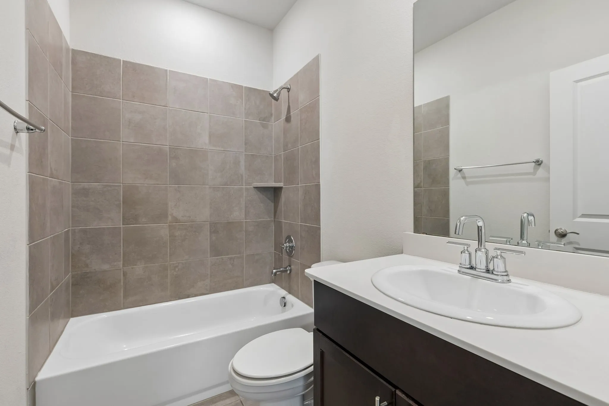 Single Family Residence For Sale in Tarrant County , 10525 Takala Drive, Fort Worth, Texas 76179, 4 Bedroom, 3 Bathroom, 2 Garage spaces, 2,092 Sqft, built in 2021, mls#21394117, Real Estate Agent in Fort Worth, Homes For Sale in Tarrant county, Homes For Sale in Fort Worth, Realtor in Fort Worth Texas, Real Estate Brokerage Independent Realty Texas, Luminita Cordes Realtor