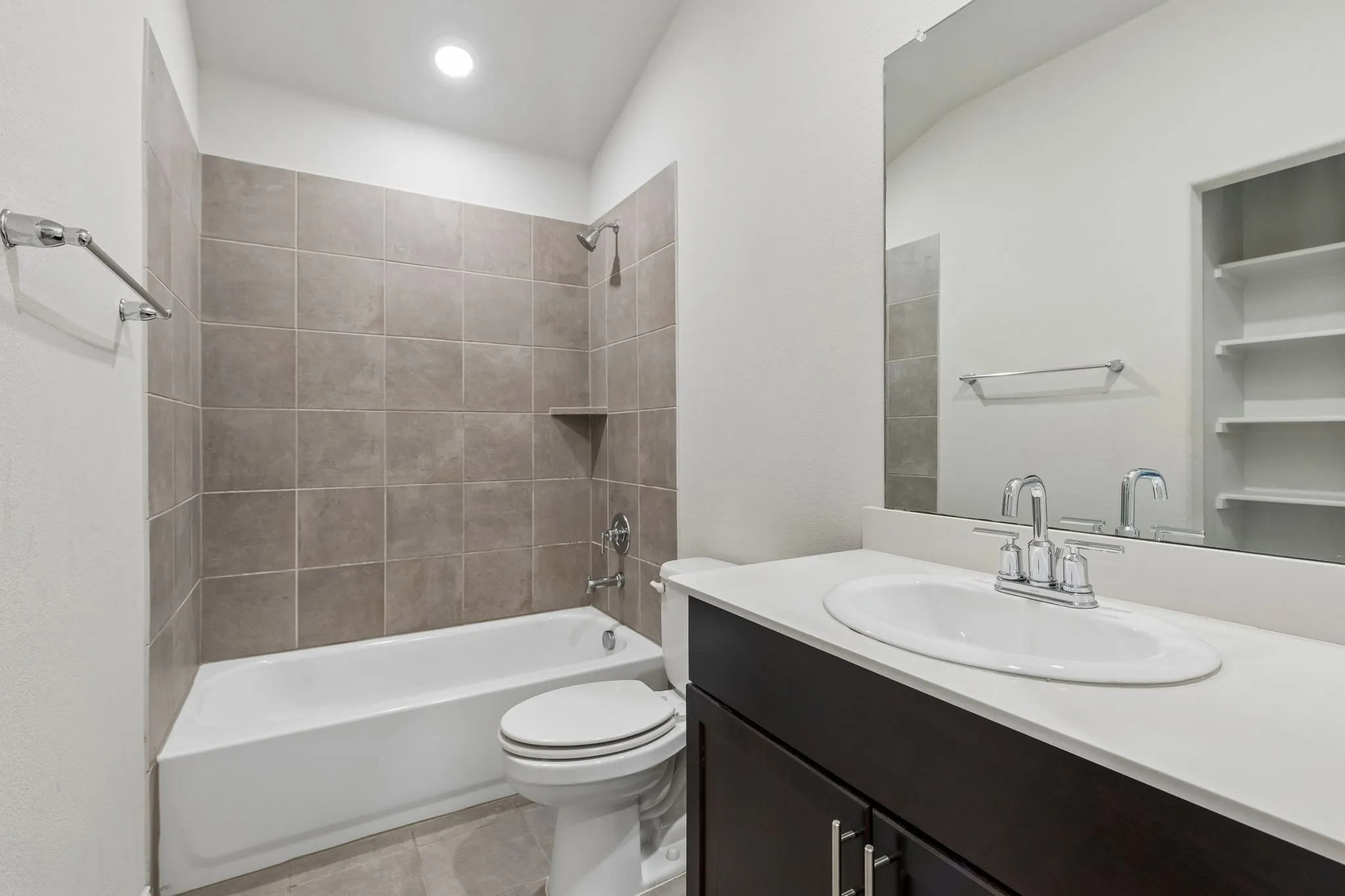 Single Family Residence For Sale in Tarrant County , 10525 Takala Drive, Fort Worth, Texas 76179, 4 Bedroom, 3 Bathroom, 2 Garage spaces, 2,092 Sqft, built in 2021, mls#21394117, Real Estate Agent in Fort Worth, Homes For Sale in Tarrant county, Homes For Sale in Fort Worth, Realtor in Fort Worth Texas, Real Estate Brokerage Independent Realty Texas, Luminita Cordes Realtor