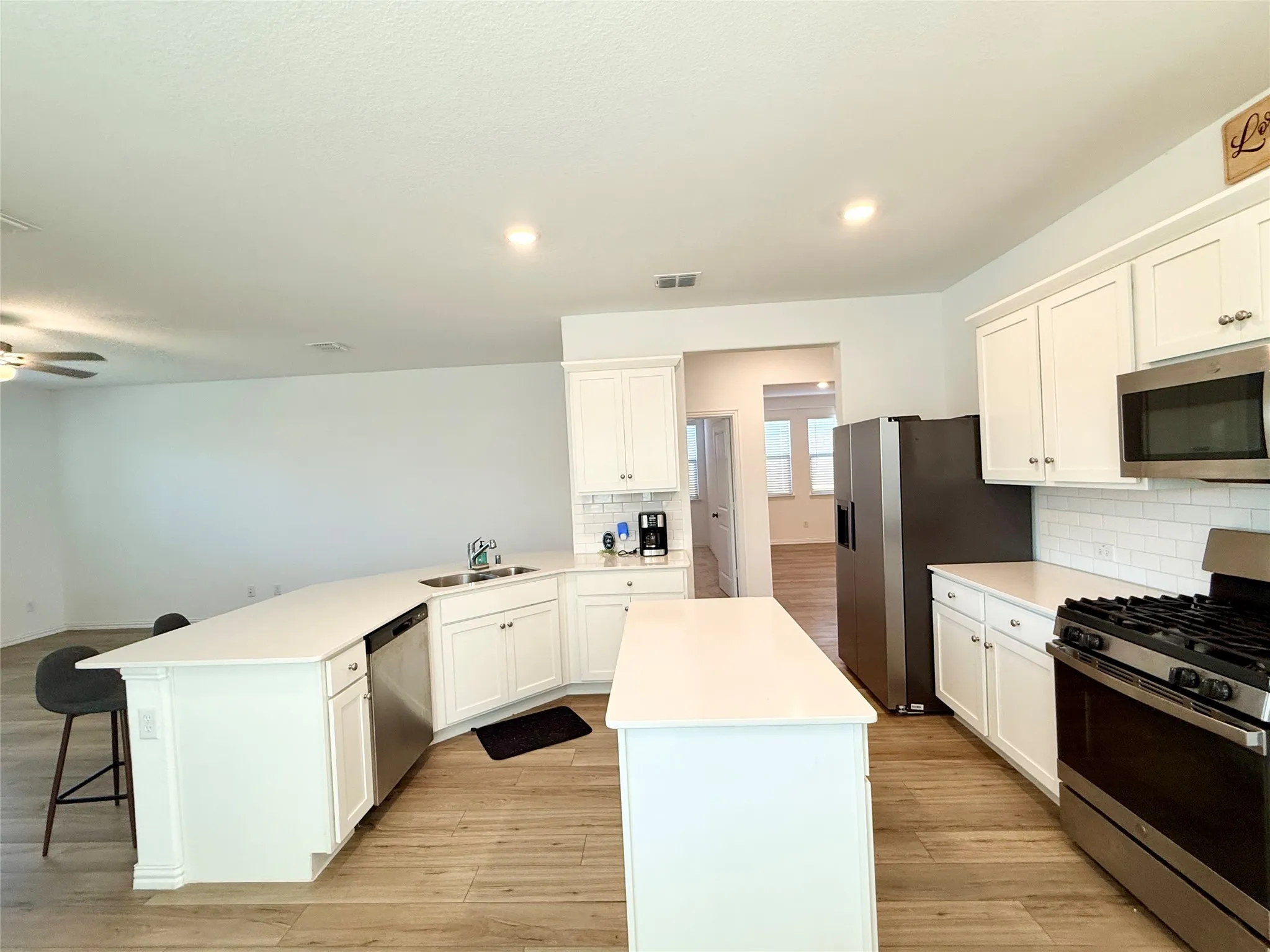 Single Family Residence For Rent in Collin County , 3308 Tulip Poplar Trail, Mc Kinney, Texas 75071, 4 Bedroom, 2 Bathroom, 2 Garage spaces, 1,960 Sqft, built in 2023, mls#21408026, Real Estate Agent in Mc Kinney, Homes For Rent in Collin county, Homes For Rent in Mc Kinney, Realtor in Mc Kinney Texas, Real Estate Brokerage Independent Realty Texas, Luminita Cordes Realtor