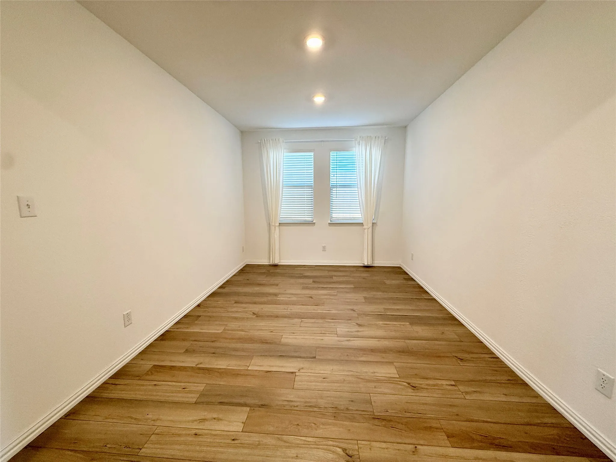 Single Family Residence For Rent in Collin County , 3308 Tulip Poplar Trail, Mc Kinney, Texas 75071, 4 Bedroom, 2 Bathroom, 2 Garage spaces, 1,960 Sqft, built in 2023, mls#21408026, Real Estate Agent in Mc Kinney, Homes For Rent in Collin county, Homes For Rent in Mc Kinney, Realtor in Mc Kinney Texas, Real Estate Brokerage Independent Realty Texas, Luminita Cordes Realtor