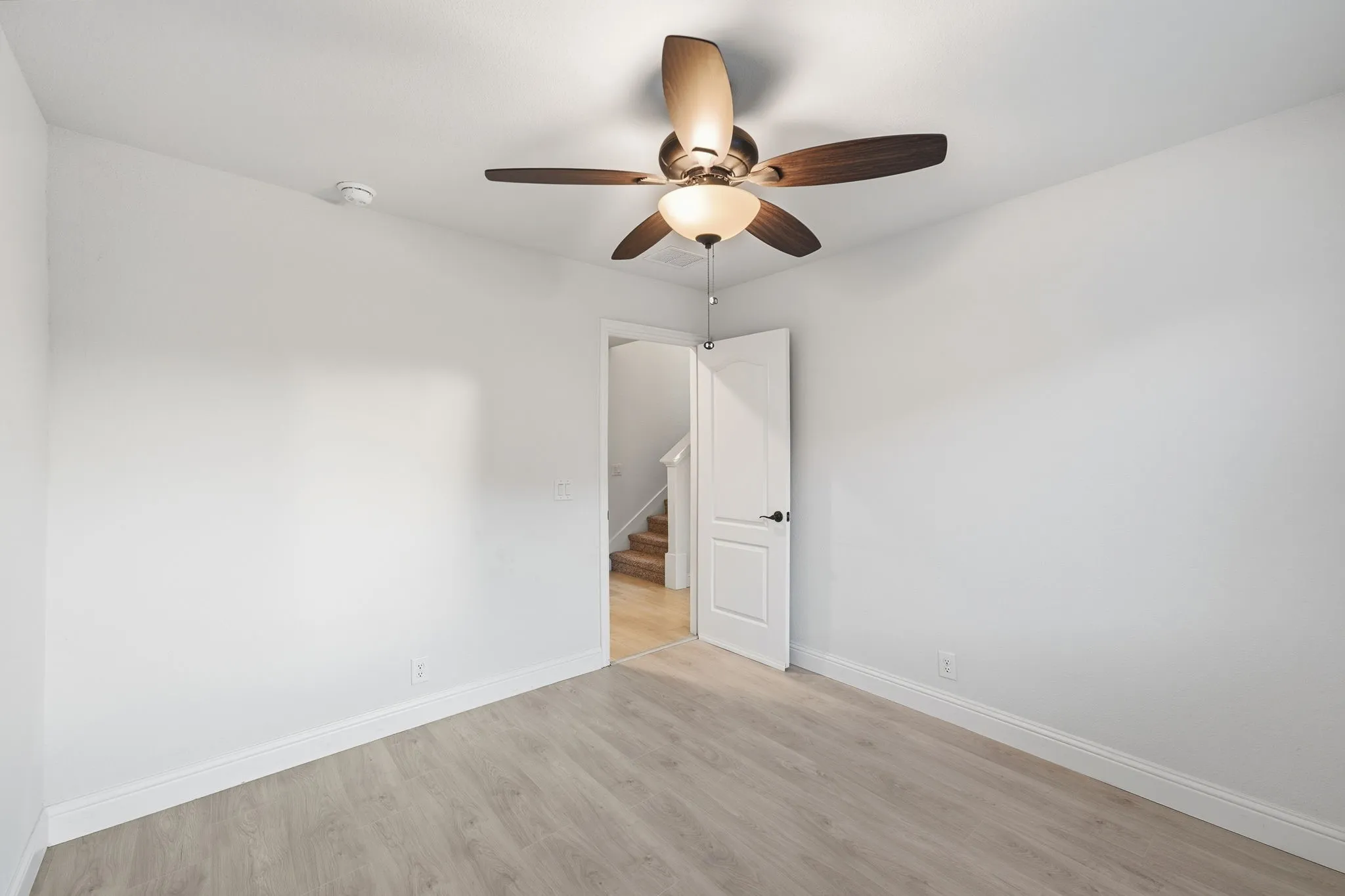 Single Family Residence For Sale in Denton County , 7428 Wispy Willow Lane, Little Elm, Texas 76227, 4 Bedroom, 3 Bathroom, 2 Garage spaces, 2,454 Sqft, built in 2021, mls#21407164, Real Estate Agent in Little Elm, Homes For Sale in Denton county, Homes For Sale in Little Elm, Realtor in Little Elm Texas, Real Estate Brokerage Independent Realty Texas, Luminita Cordes Realtor