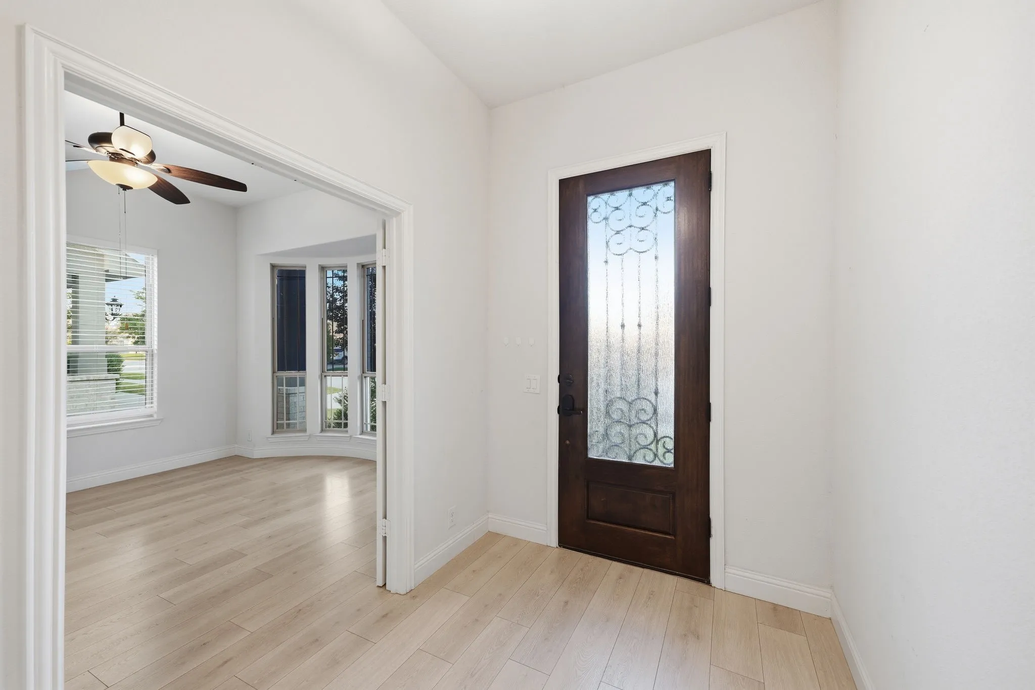 Single Family Residence For Sale in Denton County , 7428 Wispy Willow Lane, Little Elm, Texas 76227, 4 Bedroom, 3 Bathroom, 2 Garage spaces, 2,454 Sqft, built in 2021, mls#21407164, Real Estate Agent in Little Elm, Homes For Sale in Denton county, Homes For Sale in Little Elm, Realtor in Little Elm Texas, Real Estate Brokerage Independent Realty Texas, Luminita Cordes Realtor
