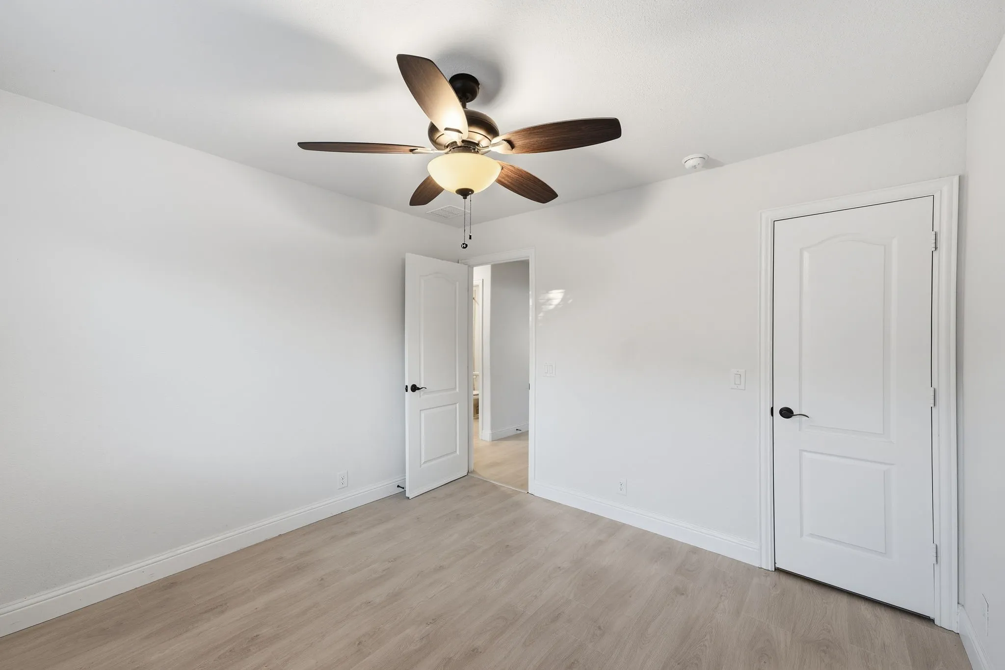 Single Family Residence For Sale in Denton County , 7428 Wispy Willow Lane, Little Elm, Texas 76227, 4 Bedroom, 3 Bathroom, 2 Garage spaces, 2,454 Sqft, built in 2021, mls#21407164, Real Estate Agent in Little Elm, Homes For Sale in Denton county, Homes For Sale in Little Elm, Realtor in Little Elm Texas, Real Estate Brokerage Independent Realty Texas, Luminita Cordes Realtor