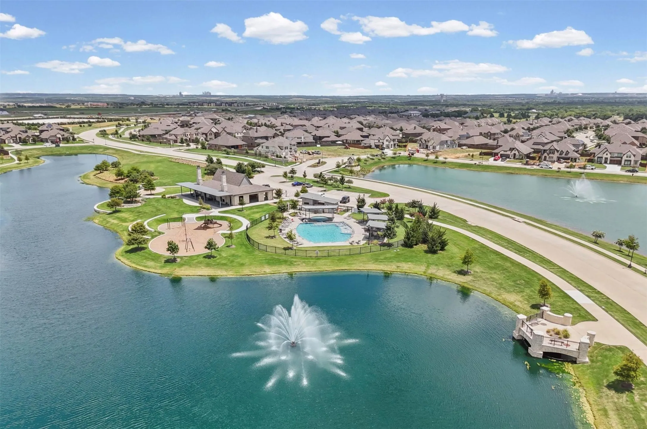 Single Family Residence For Sale in Johnson County , 3204 Chambley Lane, Mansfield, Texas 76084, 5 Bedroom, 4 Bathroom, 3 Garage spaces, 5,323 Sqft, built in 2019, mls#21407807, Real Estate Agent in Mansfield, Homes For Sale in Johnson county, Homes For Sale in Mansfield, Realtor in Mansfield Texas, Real Estate Brokerage Independent Realty Texas, Luminita Cordes Realtor