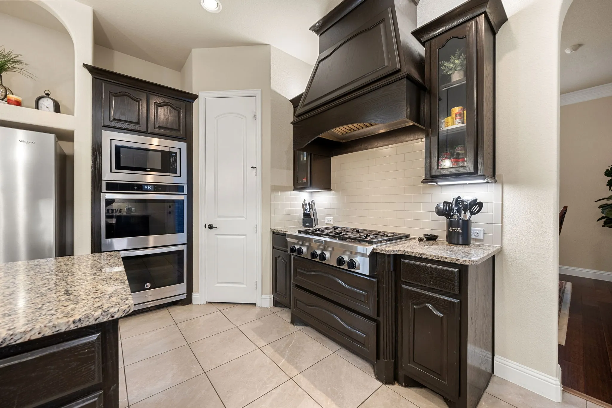 Single Family Residence For Sale in Johnson County , 3204 Chambley Lane, Mansfield, Texas 76084, 5 Bedroom, 4 Bathroom, 3 Garage spaces, 5,323 Sqft, built in 2019, mls#21407807, Real Estate Agent in Mansfield, Homes For Sale in Johnson county, Homes For Sale in Mansfield, Realtor in Mansfield Texas, Real Estate Brokerage Independent Realty Texas, Luminita Cordes Realtor