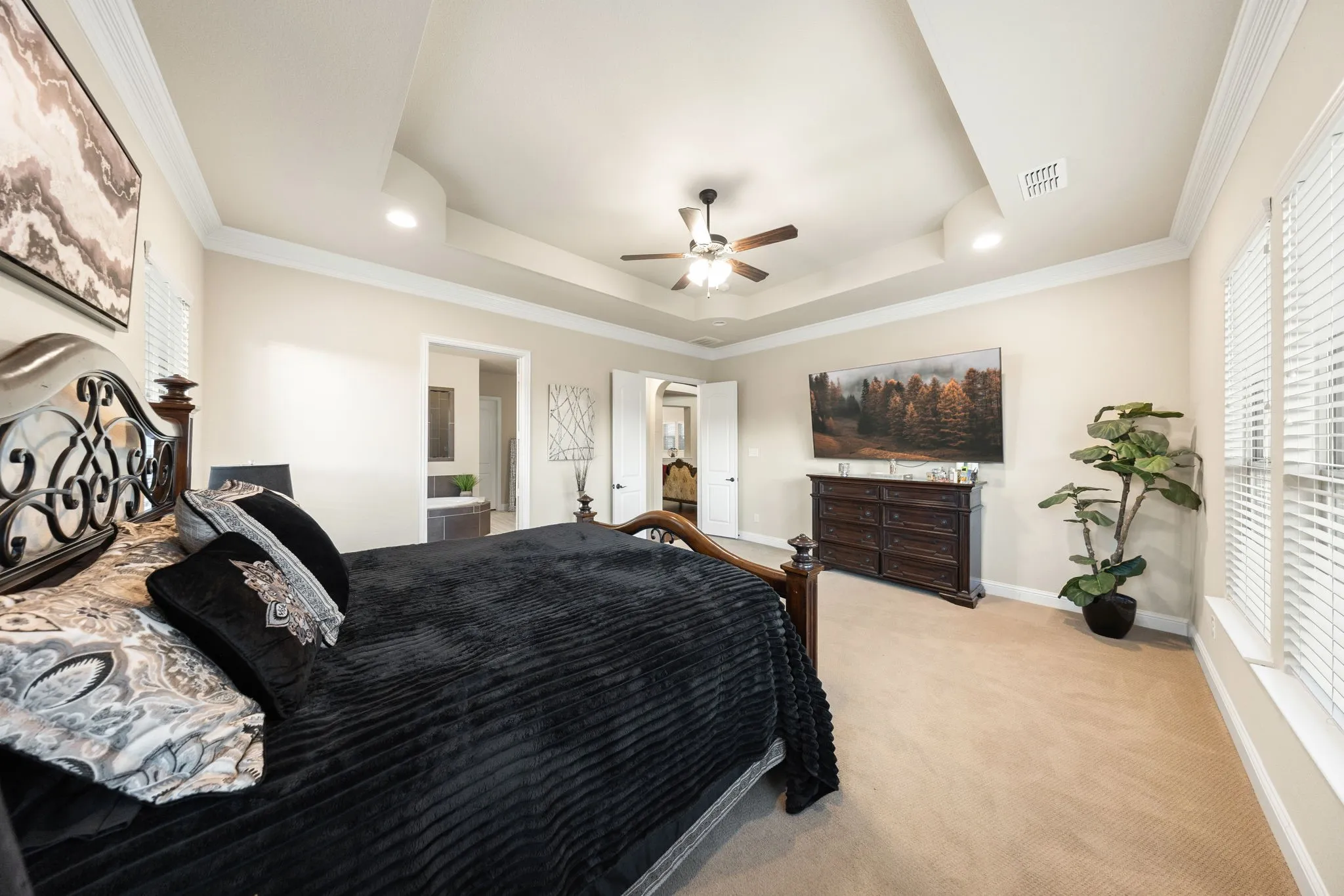 Single Family Residence For Sale in Johnson County , 3204 Chambley Lane, Mansfield, Texas 76084, 5 Bedroom, 4 Bathroom, 3 Garage spaces, 5,323 Sqft, built in 2019, mls#21407807, Real Estate Agent in Mansfield, Homes For Sale in Johnson county, Homes For Sale in Mansfield, Realtor in Mansfield Texas, Real Estate Brokerage Independent Realty Texas, Luminita Cordes Realtor