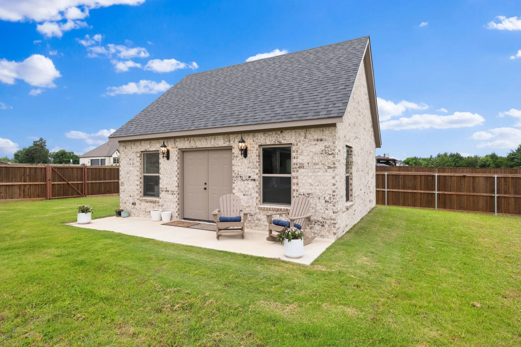 Single Family Residence For Sale in Ellis County , 6060 Palomino Way, Midlothian, Texas 76065, 4 Bedroom, 3 Bathroom, 3 Garage spaces, 3,195 Sqft, built in 2022, mls#21407854, Real Estate Agent in Midlothian, Homes For Sale in Ellis county, Homes For Sale in Midlothian, Realtor in Midlothian Texas, Real Estate Brokerage Independent Realty Texas, Luminita Cordes Realtor