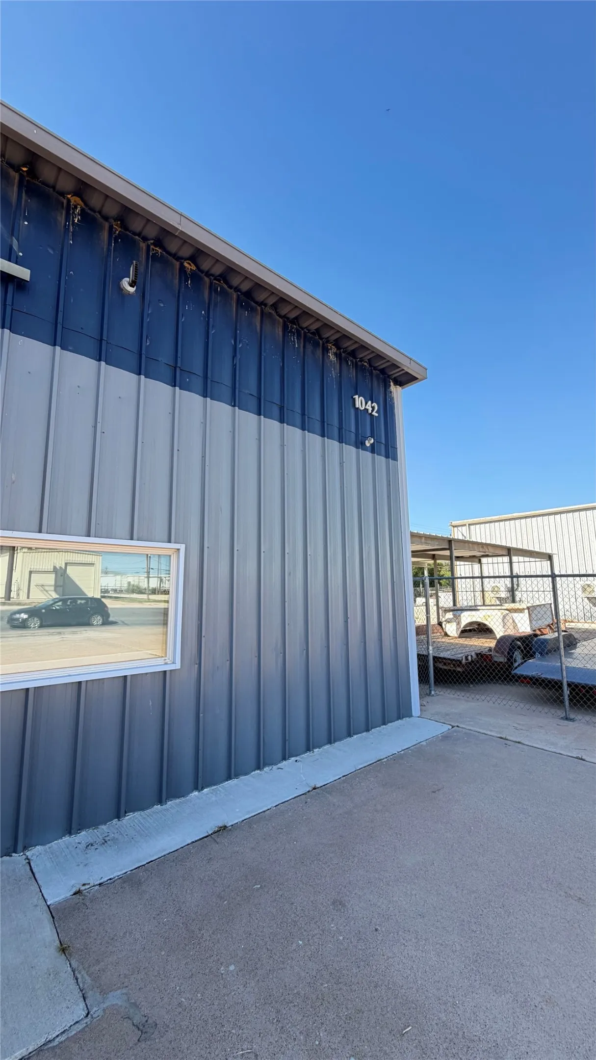 Industrial For Rent in Taylor County , 1042 S Treadaway Boulevard, Abilene, Texas 79602, 0, 0, Garage spaces, 0 Sqft, built in 1982, mls#21408039, Real Estate Agent in Abilene, Homes For Rent in Taylor county, Homes For Rent in Abilene, Realtor in Abilene Texas, Real Estate Brokerage Independent Realty Texas, Luminita Cordes Realtor