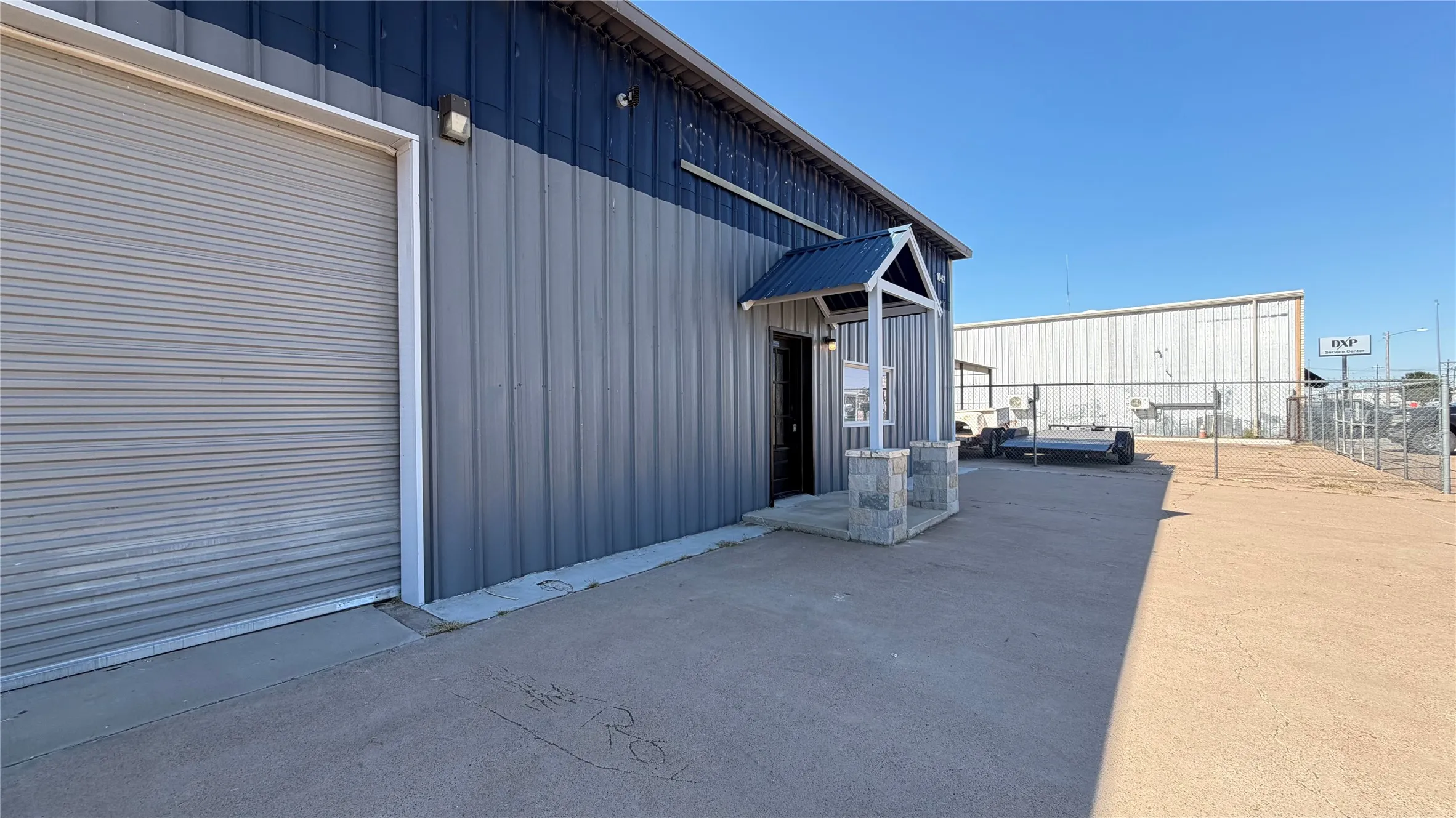 Industrial For Rent in Taylor County , 1042 S Treadaway Boulevard, Abilene, Texas 79602, 0, 0, Garage spaces, 0 Sqft, built in 1982, mls#21408039, Real Estate Agent in Abilene, Homes For Rent in Taylor county, Homes For Rent in Abilene, Realtor in Abilene Texas, Real Estate Brokerage Independent Realty Texas, Luminita Cordes Realtor