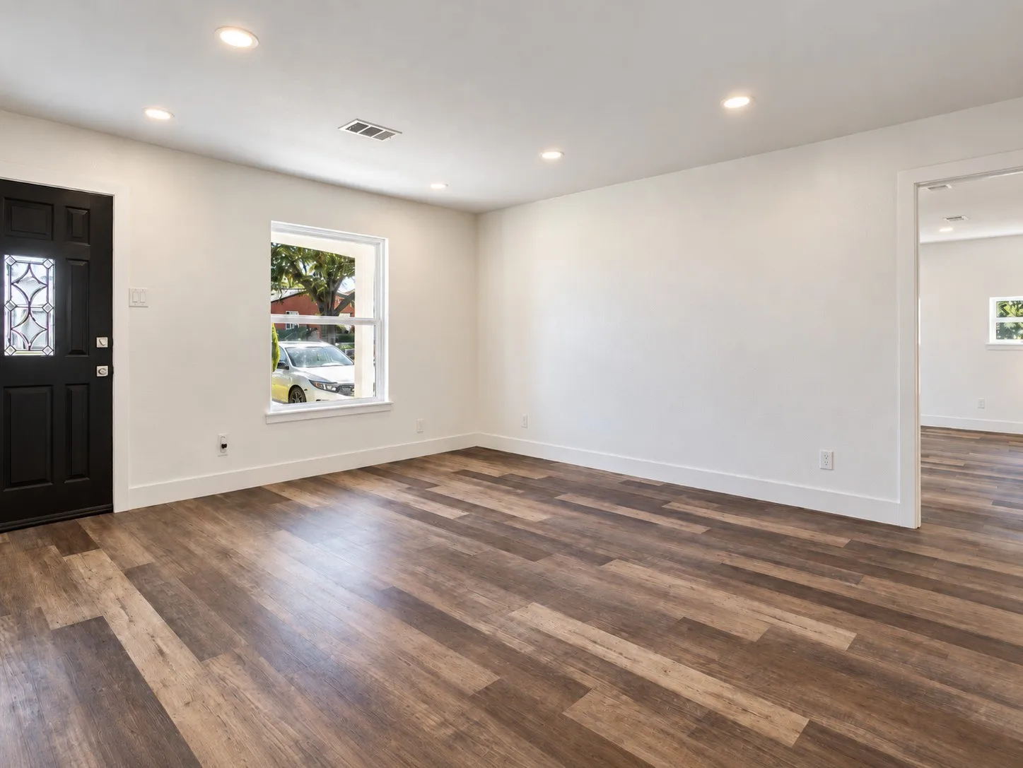 Single Family Residence For Sale in Dallas County , 2613 Syracuse Drive, Irving, Texas 75062, 4 Bedroom, 3 Bathroom, Garage spaces, 1,626 Sqft, built in 1963, mls#21407537, Real Estate Agent in Irving, Homes For Sale in Dallas county, Homes For Sale in Irving, Realtor in Irving Texas, Real Estate Brokerage Independent Realty Texas, Luminita Cordes Realtor