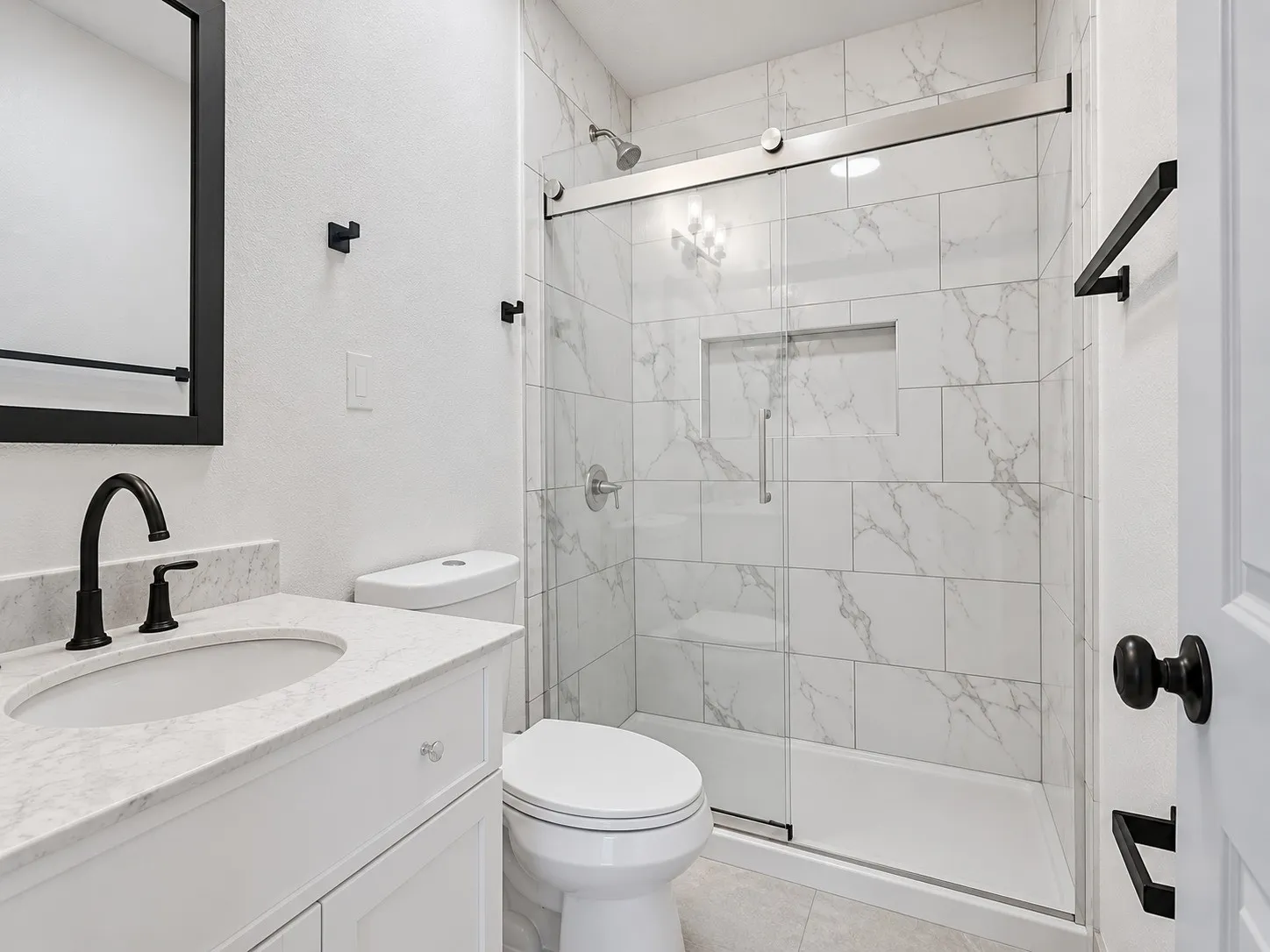 Single Family Residence For Sale in Dallas County , 2613 Syracuse Drive, Irving, Texas 75062, 4 Bedroom, 3 Bathroom, Garage spaces, 1,626 Sqft, built in 1963, mls#21407537, Real Estate Agent in Irving, Homes For Sale in Dallas county, Homes For Sale in Irving, Realtor in Irving Texas, Real Estate Brokerage Independent Realty Texas, Luminita Cordes Realtor