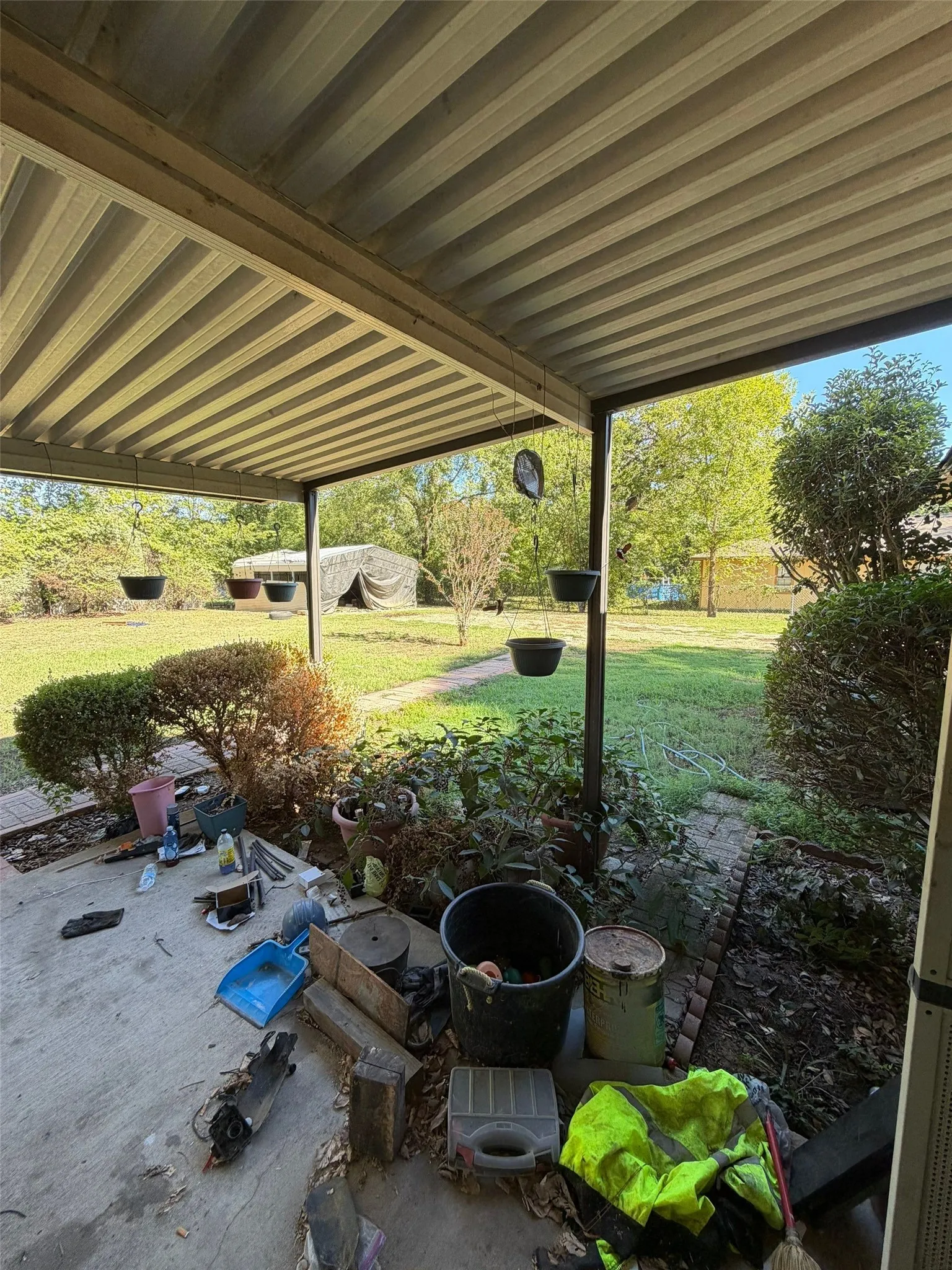Single Family Residence For Sale in Dallas County , 2317 Coldbrook Lane, Dallas, Texas 75253, 3 Bedroom, 2 Bathroom, 1 Garage spaces, 1,049 Sqft, built in 1955, mls#21407868, Real Estate Agent in Dallas, Homes For Sale in Dallas county, Homes For Sale in Dallas, Realtor in Dallas Texas, Real Estate Brokerage Independent Realty Texas, Luminita Cordes Realtor
