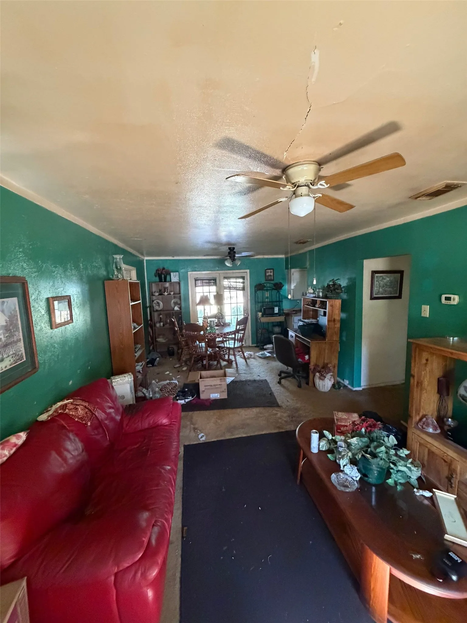 Single Family Residence For Sale in Dallas County , 2317 Coldbrook Lane, Dallas, Texas 75253, 3 Bedroom, 2 Bathroom, 1 Garage spaces, 1,049 Sqft, built in 1955, mls#21407868, Real Estate Agent in Dallas, Homes For Sale in Dallas county, Homes For Sale in Dallas, Realtor in Dallas Texas, Real Estate Brokerage Independent Realty Texas, Luminita Cordes Realtor