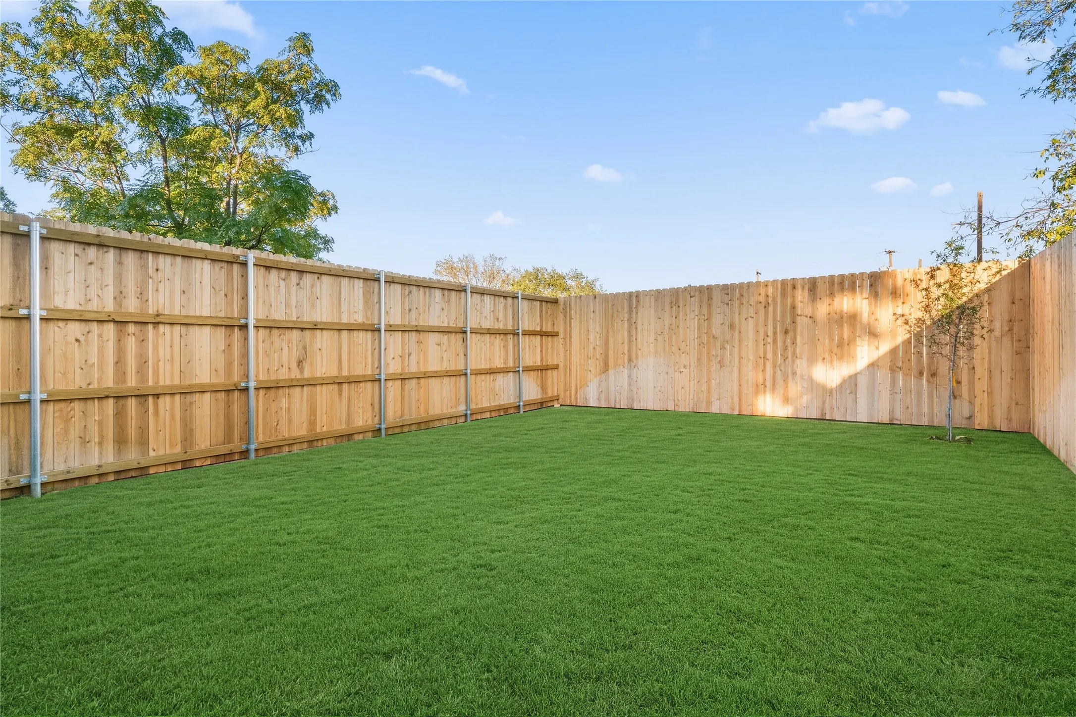 Single Family Residence For Sale in Dallas County , 6720 Mabel Avenue, Dallas, Texas 75209, 3 Bedroom, 3 Bathroom, 2 Garage spaces, 2,387 Sqft, built in 2026, mls#21406264, Real Estate Agent in Dallas, Homes For Sale in Dallas county, Homes For Sale in Dallas, Realtor in Dallas Texas, Real Estate Brokerage Independent Realty Texas, Luminita Cordes Realtor