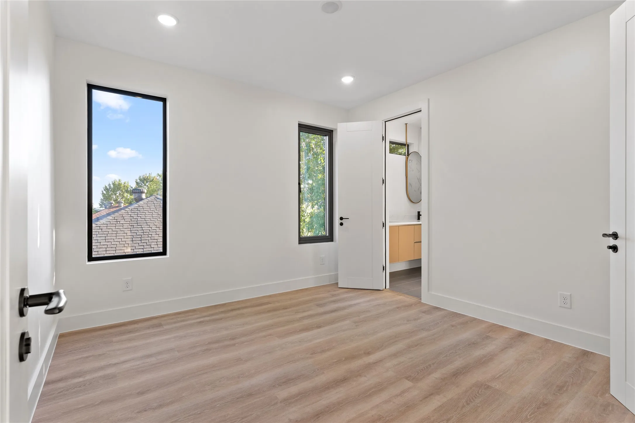 Single Family Residence For Sale in Dallas County , 6720 Mabel Avenue, Dallas, Texas 75209, 3 Bedroom, 3 Bathroom, 2 Garage spaces, 2,387 Sqft, built in 2026, mls#21406264, Real Estate Agent in Dallas, Homes For Sale in Dallas county, Homes For Sale in Dallas, Realtor in Dallas Texas, Real Estate Brokerage Independent Realty Texas, Luminita Cordes Realtor