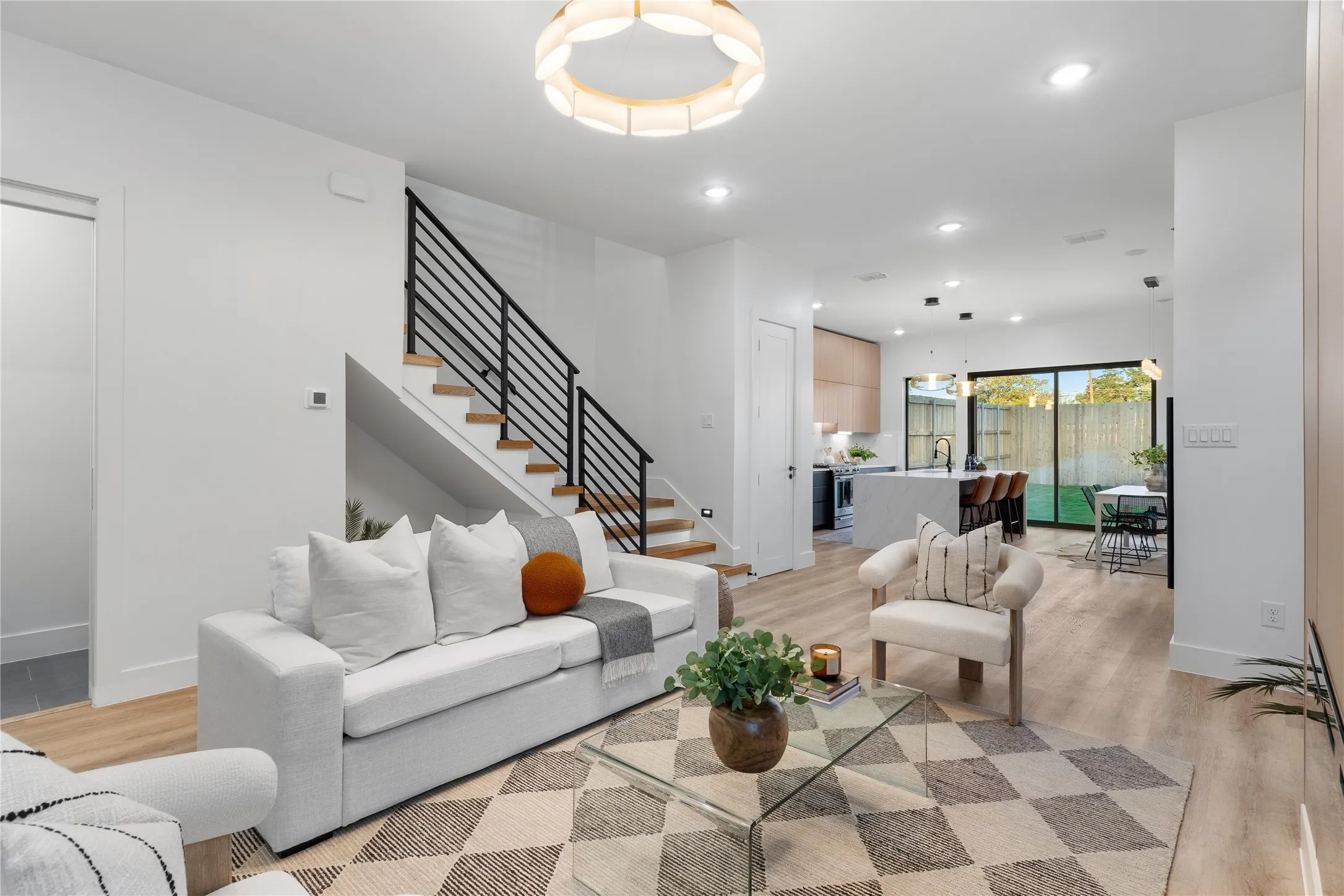 Single Family Residence For Sale in Dallas County , 6720 Mabel Avenue, Dallas, Texas 75209, 3 Bedroom, 3 Bathroom, 2 Garage spaces, 2,387 Sqft, built in 2026, mls#21406264, Real Estate Agent in Dallas, Homes For Sale in Dallas county, Homes For Sale in Dallas, Realtor in Dallas Texas, Real Estate Brokerage Independent Realty Texas, Luminita Cordes Realtor