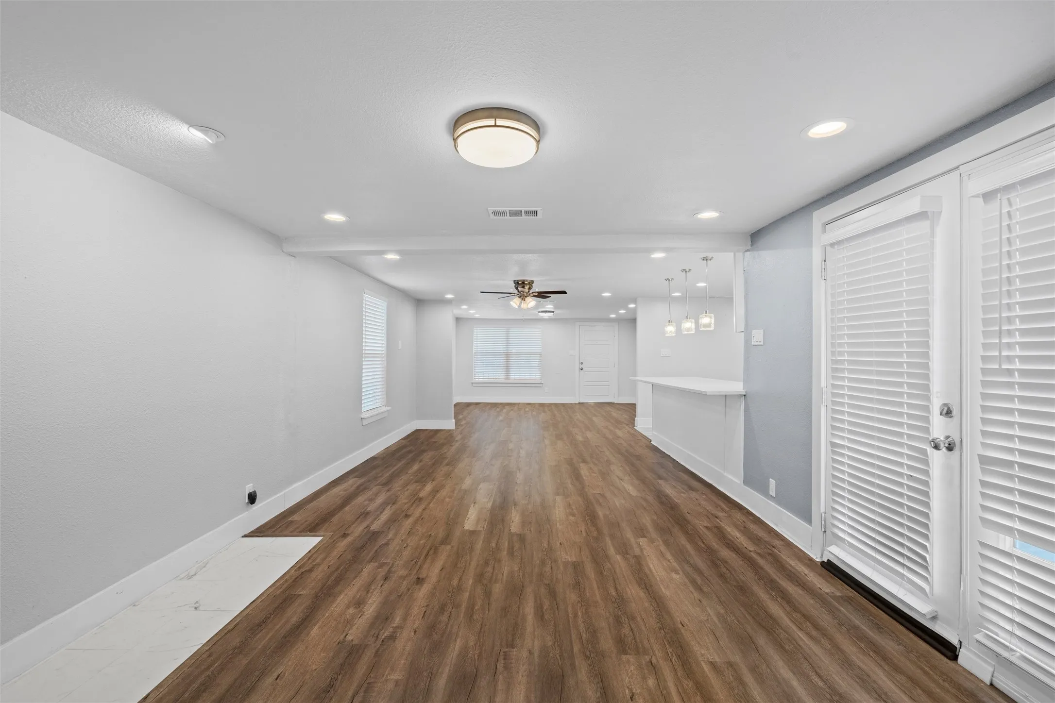 Single Family Residence For Rent in Dallas County , 3514 Larry Street, Rowlett, Texas 75088, 4 Bedroom, 2 Bathroom, Garage spaces, 1,885 Sqft, built in 1970, mls#21407974, Real Estate Agent in Rowlett, Homes For Rent in Dallas county, Homes For Rent in Rowlett, Realtor in Rowlett Texas, Real Estate Brokerage Independent Realty Texas, Luminita Cordes Realtor