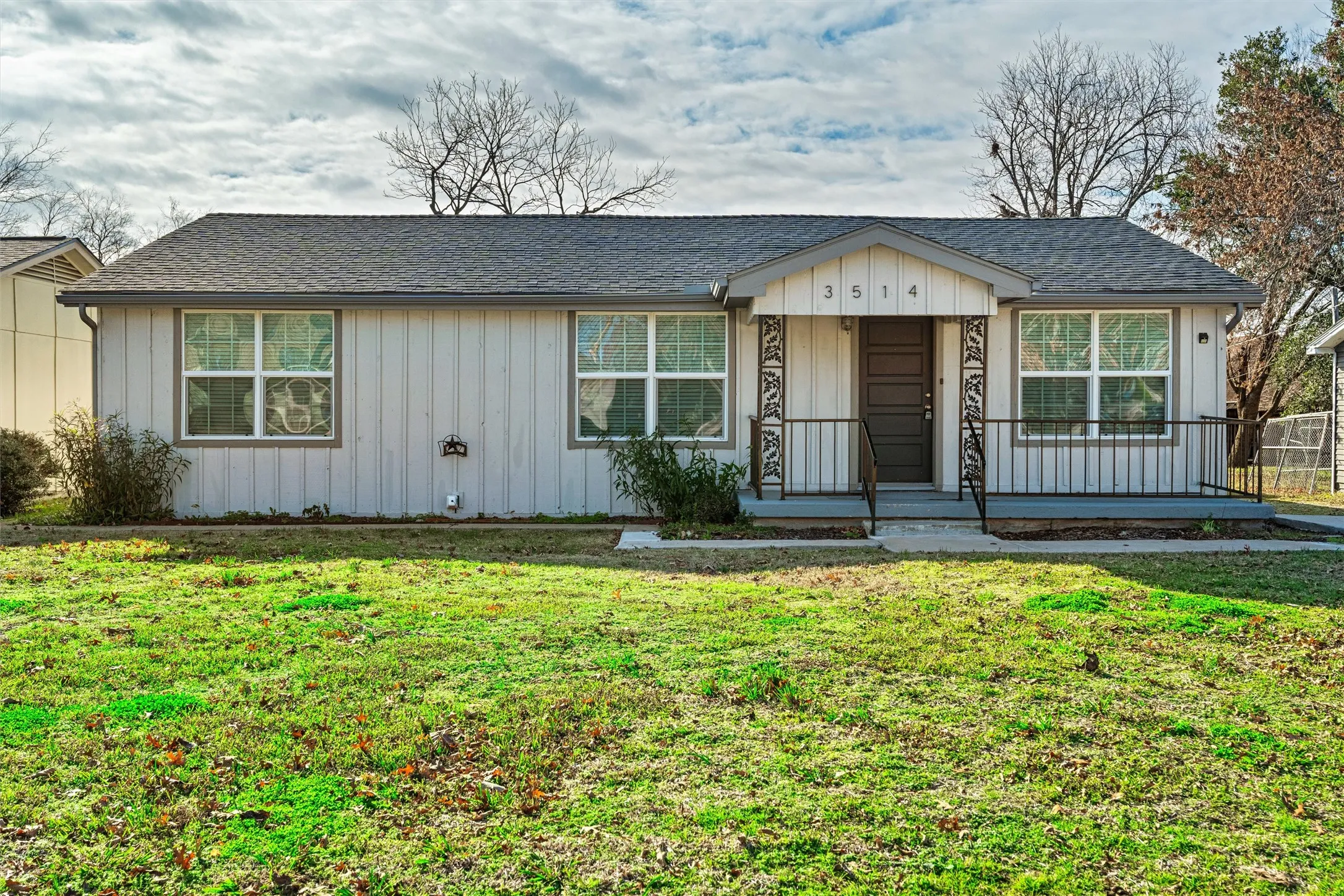 Single Family Residence For Rent in Dallas County , 3514 Larry Street, Rowlett, Texas 75088, 4 Bedroom, 2 Bathroom, Garage spaces, 1,885 Sqft, built in 1970, mls#21407974, Real Estate Agent in Rowlett, Homes For Rent in Dallas county, Homes For Rent in Rowlett, Realtor in Rowlett Texas, Real Estate Brokerage Independent Realty Texas, Luminita Cordes Realtor