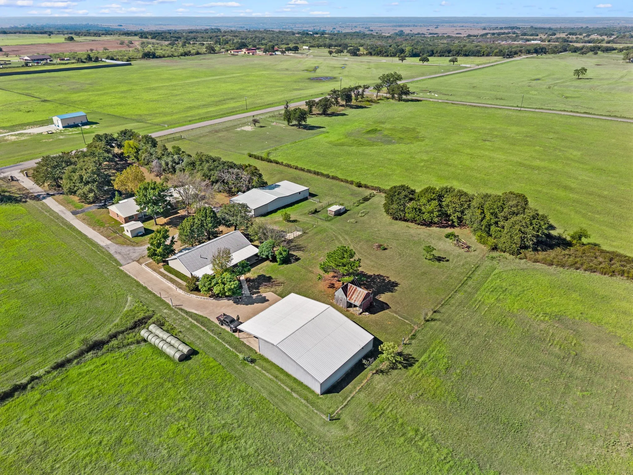Manufactured Home For Rent in Hood County , 4103 Tolar Highway, Tolar, Texas 76476, 3 Bedroom, 2 Bathroom, 4 Garage spaces, 1,800 Sqft, built in 2003, mls#21407726, Real Estate Agent in Tolar, Homes For Rent in Hood county, Homes For Rent in Tolar, Realtor in Tolar Texas, Real Estate Brokerage Independent Realty Texas, Luminita Cordes Realtor