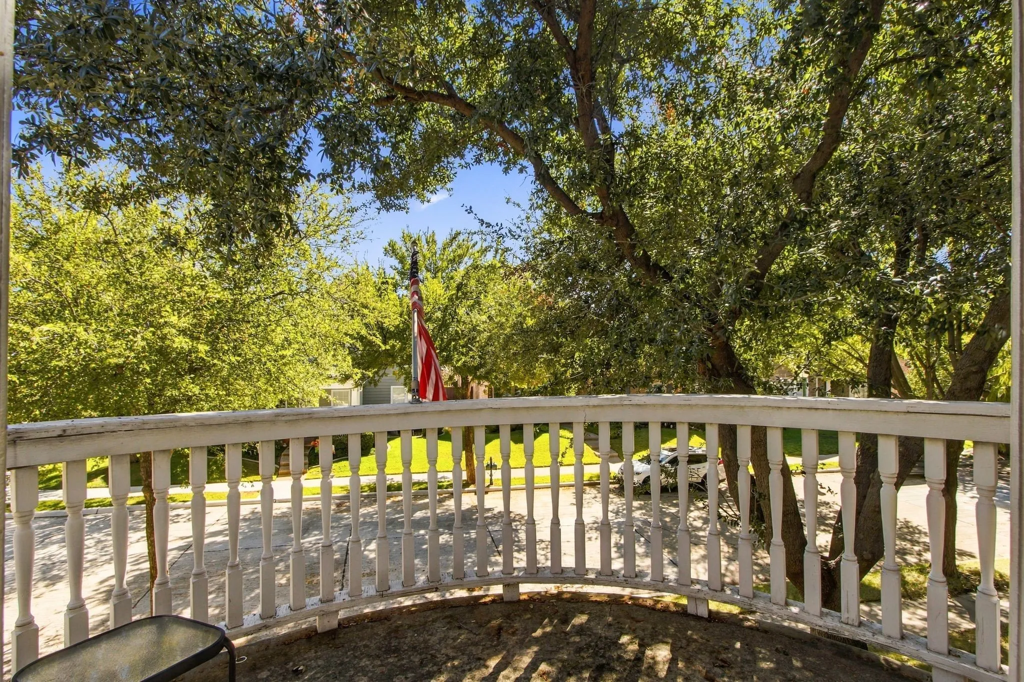 Single Family Residence For Sale in Denton County , 1833 Auburn Drive, Carrollton, Texas 75007, 4 Bedroom, 3 Bathroom, 2 Garage spaces, 3,717 Sqft, built in 2001, mls#21401664, Real Estate Agent in Carrollton, Homes For Sale in Denton county, Homes For Sale in Carrollton, Realtor in Carrollton Texas, Real Estate Brokerage Independent Realty Texas, Luminita Cordes Realtor