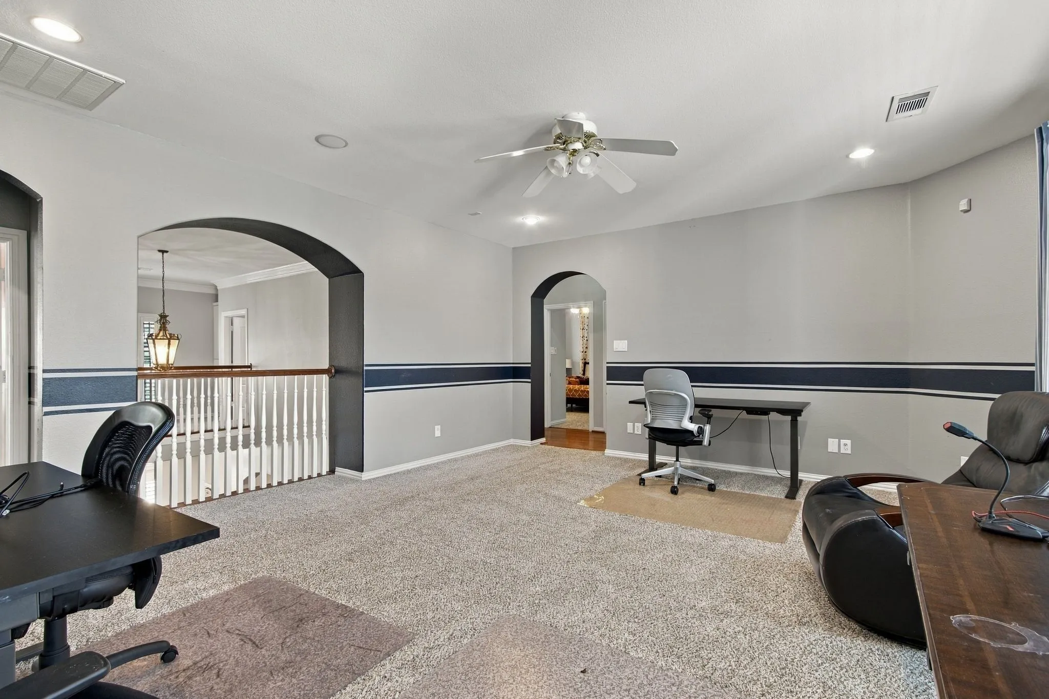 Single Family Residence For Sale in Denton County , 1833 Auburn Drive, Carrollton, Texas 75007, 4 Bedroom, 3 Bathroom, 2 Garage spaces, 3,717 Sqft, built in 2001, mls#21401664, Real Estate Agent in Carrollton, Homes For Sale in Denton county, Homes For Sale in Carrollton, Realtor in Carrollton Texas, Real Estate Brokerage Independent Realty Texas, Luminita Cordes Realtor