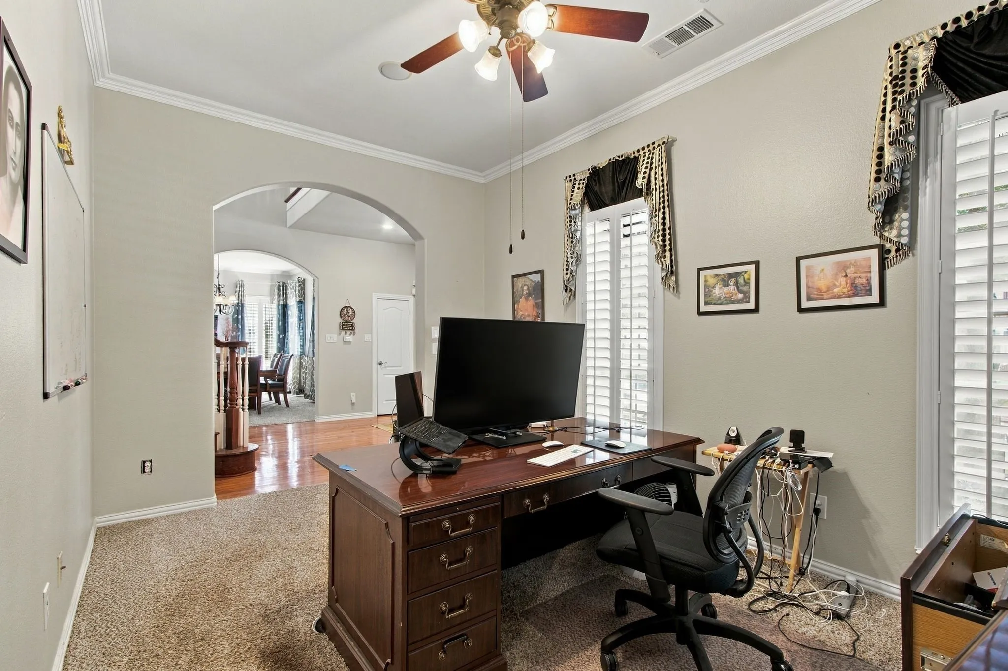 Single Family Residence For Sale in Denton County , 1833 Auburn Drive, Carrollton, Texas 75007, 4 Bedroom, 3 Bathroom, 2 Garage spaces, 3,717 Sqft, built in 2001, mls#21401664, Real Estate Agent in Carrollton, Homes For Sale in Denton county, Homes For Sale in Carrollton, Realtor in Carrollton Texas, Real Estate Brokerage Independent Realty Texas, Luminita Cordes Realtor