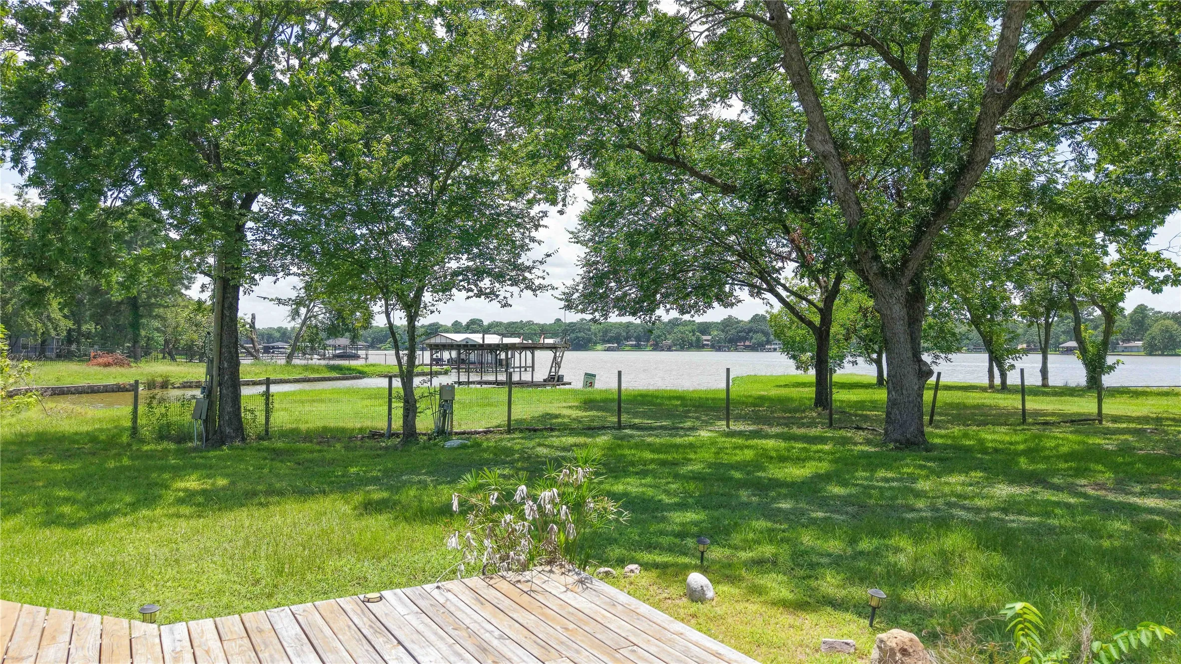 Single Family Residence For Sale in Henderson County , 109 Arrow Way, Gun Barrel City, Texas 75156, 4 Bedroom, 3 Bathroom, Garage spaces, 2,665 Sqft, built in 0, mls#21404261, Real Estate Agent in Gun Barrel City, Homes For Sale in Henderson county, Homes For Sale in Gun Barrel City, Realtor in Gun Barrel City Texas, Real Estate Brokerage Independent Realty Texas, Luminita Cordes Realtor
