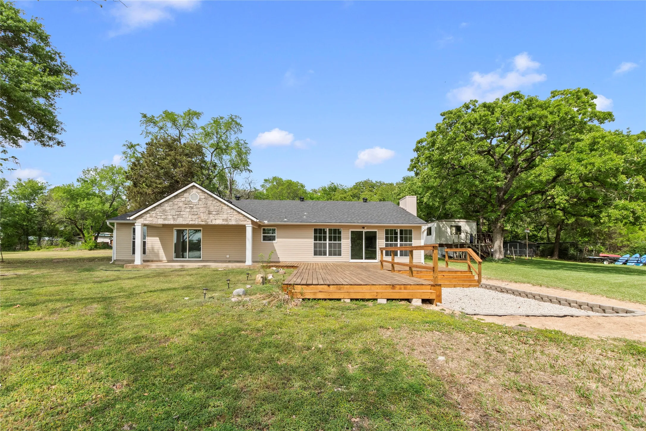 Single Family Residence For Sale in Henderson County , 109 Arrow Way, Gun Barrel City, Texas 75156, 4 Bedroom, 3 Bathroom, Garage spaces, 2,665 Sqft, built in 0, mls#21404261, Real Estate Agent in Gun Barrel City, Homes For Sale in Henderson county, Homes For Sale in Gun Barrel City, Realtor in Gun Barrel City Texas, Real Estate Brokerage Independent Realty Texas, Luminita Cordes Realtor