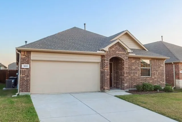 Single Family Residence For Sale in Collin County , 1203 Mahogany Lane, Princeton, Texas 75407, 4 Bedroom, 2 Bathroom, 2 Garage spaces, 1,835 Sqft, built in 2022, mls#21408056, Real Estate Agent in Princeton, Homes For Sale in Collin county, Homes For Sale in Princeton, Realtor in Princeton Texas, Real Estate Brokerage Independent Realty Texas, Luminita Cordes Realtor