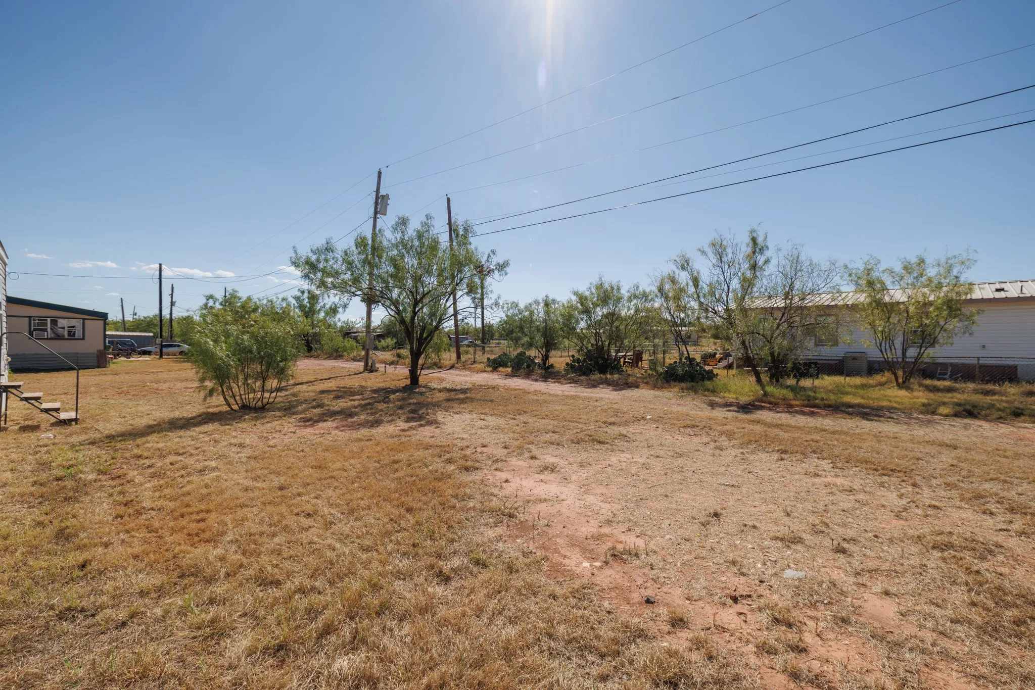 Mobile Home For Sale in Taylor County , 117 Seminole Street, Tye, Texas 79563, 2 Bedroom, 1 Bathroom, Garage spaces, 658 Sqft, built in 2017, mls#21400393, Real Estate Agent in Tye, Homes For Sale in Taylor county, Homes For Sale in Tye, Realtor in Tye Texas, Real Estate Brokerage Independent Realty Texas, Luminita Cordes Realtor
