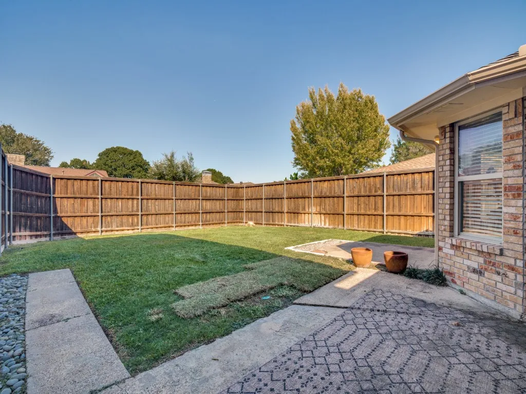 Single Family Residence For Sale in Dallas County , 1811 Centenary Drive, Richardson, Texas 75081, 4 Bedroom, 3 Bathroom, 2 Garage spaces, 2,850 Sqft, built in 1973, mls#21407770, Real Estate Agent in Richardson, Homes For Sale in Dallas county, Homes For Sale in Richardson, Realtor in Richardson Texas, Real Estate Brokerage Independent Realty Texas, Luminita Cordes Realtor