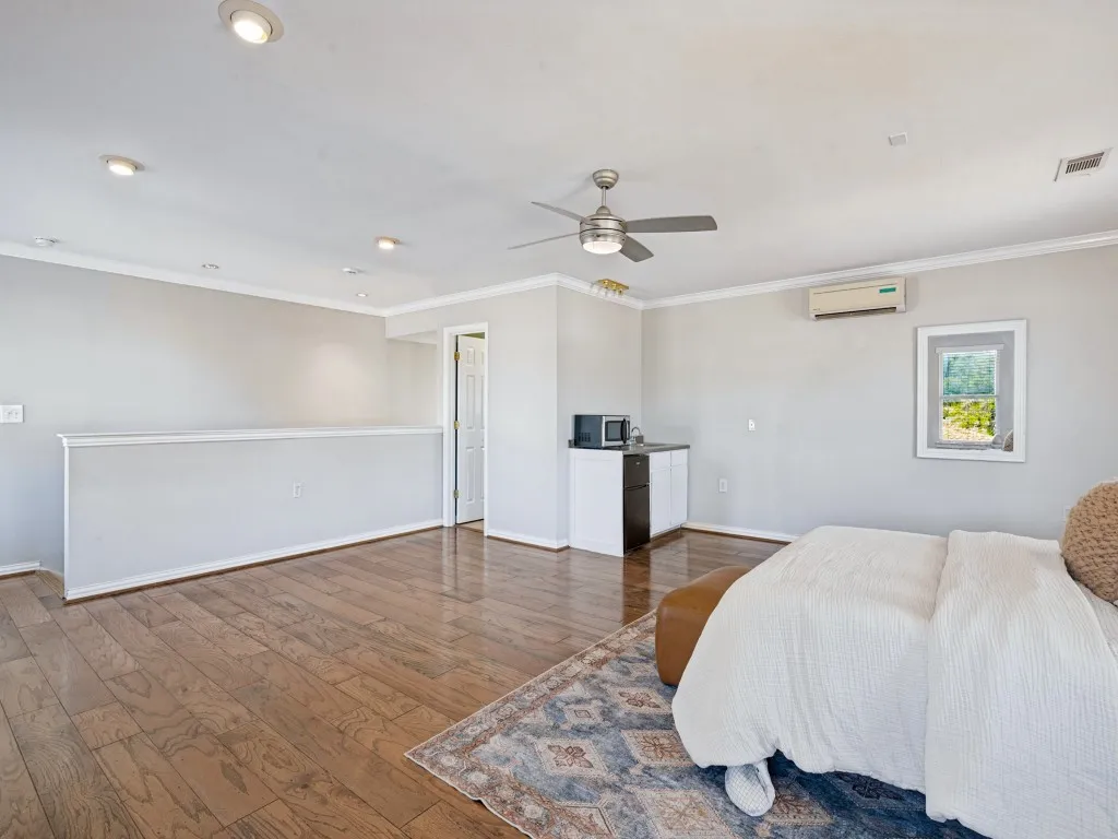 Single Family Residence For Sale in Dallas County , 1811 Centenary Drive, Richardson, Texas 75081, 4 Bedroom, 3 Bathroom, 2 Garage spaces, 2,850 Sqft, built in 1973, mls#21407770, Real Estate Agent in Richardson, Homes For Sale in Dallas county, Homes For Sale in Richardson, Realtor in Richardson Texas, Real Estate Brokerage Independent Realty Texas, Luminita Cordes Realtor