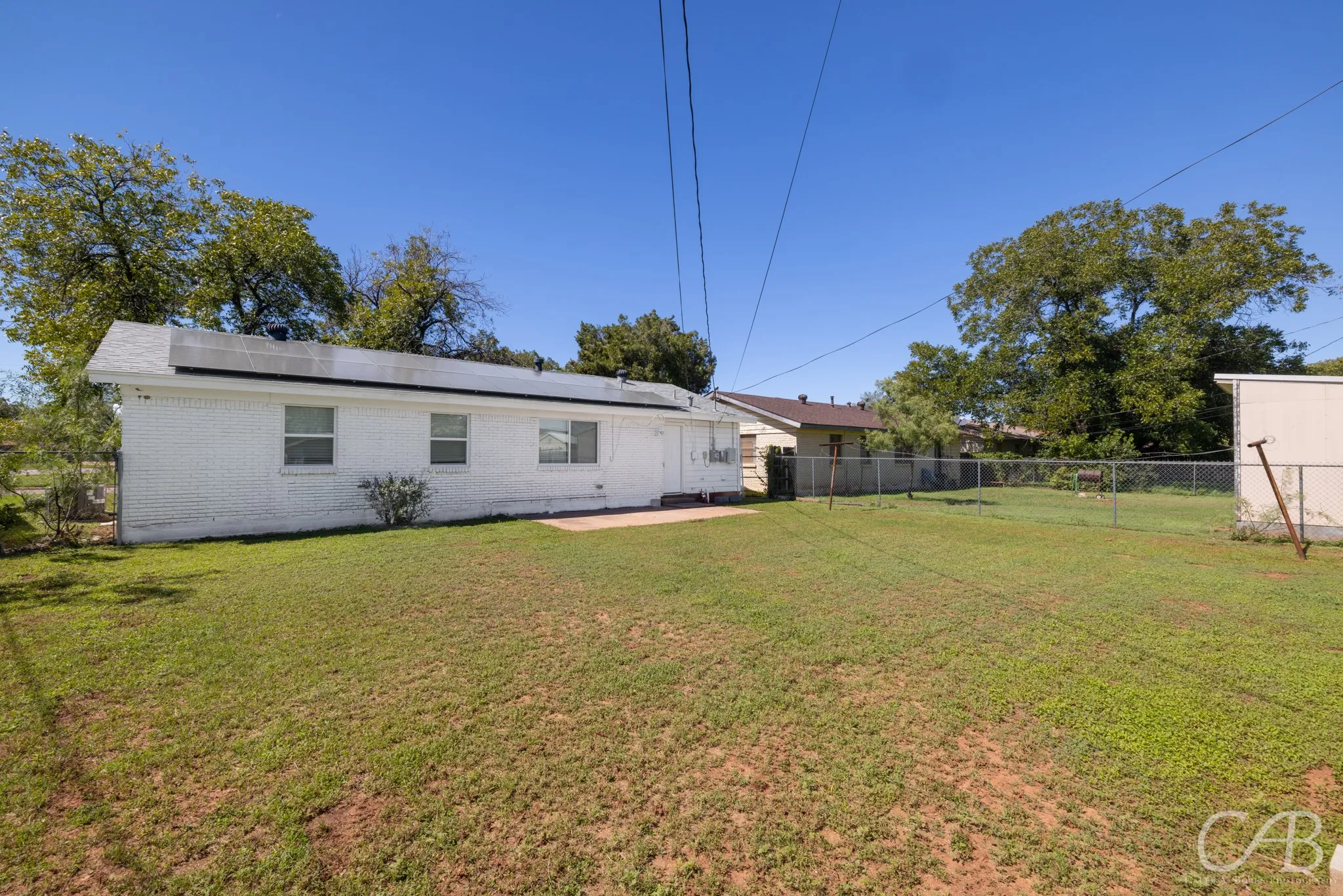 Single Family Residence For Rent in Taylor County , 2217 Bel Air Drive, Abilene, Texas 79603, 3 Bedroom, 2 Bathroom, Garage spaces, 1,248 Sqft, built in 1960, mls#21408041, Real Estate Agent in Abilene, Homes For Rent in Taylor county, Homes For Rent in Abilene, Realtor in Abilene Texas, Real Estate Brokerage Independent Realty Texas, Luminita Cordes Realtor