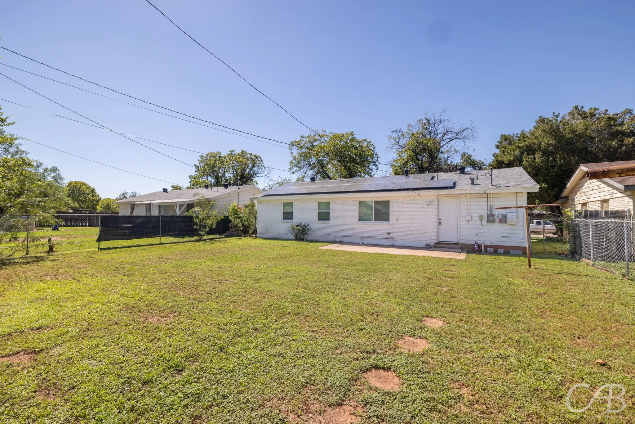 Single Family Residence For Rent in Taylor County , 2217 Bel Air Drive, Abilene, Texas 79603, 3 Bedroom, 2 Bathroom, Garage spaces, 1,248 Sqft, built in 1960, mls#21408041, Real Estate Agent in Abilene, Homes For Rent in Taylor county, Homes For Rent in Abilene, Realtor in Abilene Texas, Real Estate Brokerage Independent Realty Texas, Luminita Cordes Realtor