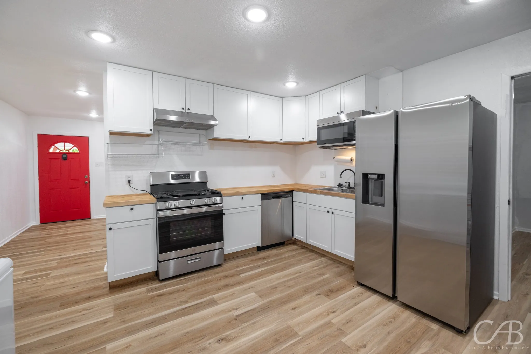 Single Family Residence For Rent in Taylor County , 2217 Bel Air Drive, Abilene, Texas 79603, 3 Bedroom, 2 Bathroom, Garage spaces, 1,248 Sqft, built in 1960, mls#21408041, Real Estate Agent in Abilene, Homes For Rent in Taylor county, Homes For Rent in Abilene, Realtor in Abilene Texas, Real Estate Brokerage Independent Realty Texas, Luminita Cordes Realtor