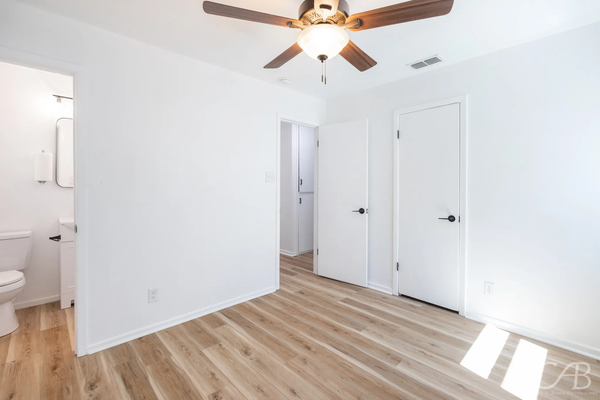 Single Family Residence For Rent in Taylor County , 2217 Bel Air Drive, Abilene, Texas 79603, 3 Bedroom, 2 Bathroom, Garage spaces, 1,248 Sqft, built in 1960, mls#21408041, Real Estate Agent in Abilene, Homes For Rent in Taylor county, Homes For Rent in Abilene, Realtor in Abilene Texas, Real Estate Brokerage Independent Realty Texas, Luminita Cordes Realtor