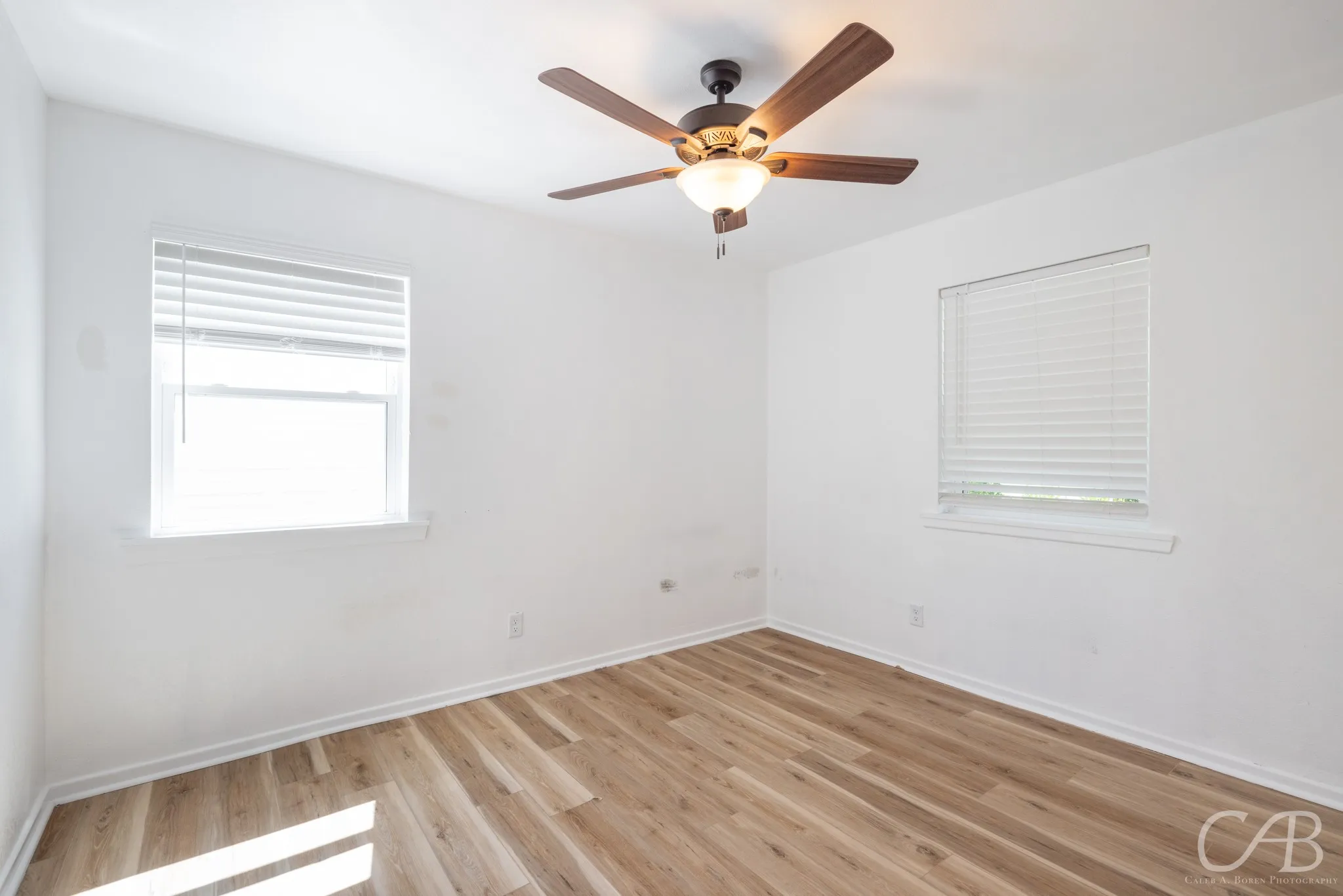 Single Family Residence For Rent in Taylor County , 2217 Bel Air Drive, Abilene, Texas 79603, 3 Bedroom, 2 Bathroom, Garage spaces, 1,248 Sqft, built in 1960, mls#21408041, Real Estate Agent in Abilene, Homes For Rent in Taylor county, Homes For Rent in Abilene, Realtor in Abilene Texas, Real Estate Brokerage Independent Realty Texas, Luminita Cordes Realtor
