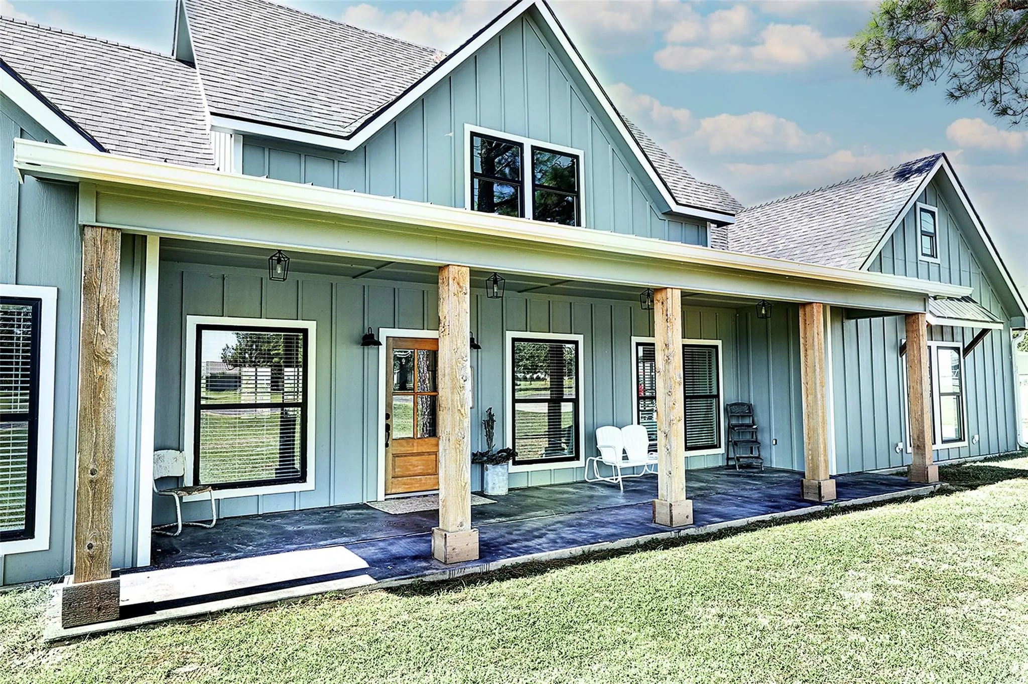 Single Family Residence For Sale in Montague County , 6591 Fm 1758, Bowie, Texas 76230, 3 Bedroom, 2 Bathroom, Garage spaces, 2,110 Sqft, built in 2023, mls#21326382, Real Estate Agent in Bowie, Homes For Sale in Montague county, Homes For Sale in Bowie, Realtor in Bowie Texas, Real Estate Brokerage Independent Realty Texas, Luminita Cordes Realtor