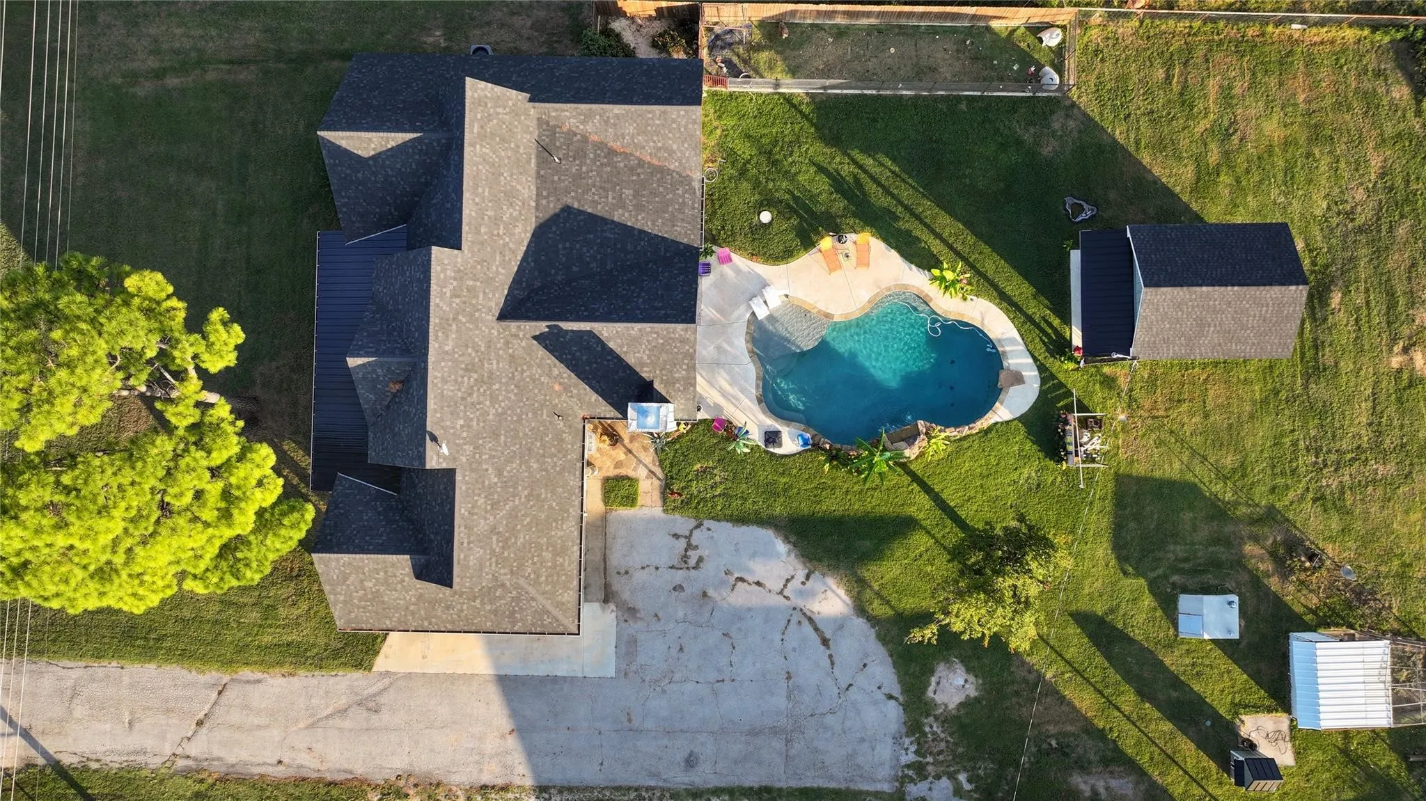 Single Family Residence For Sale in Montague County , 6591 Fm 1758, Bowie, Texas 76230, 3 Bedroom, 2 Bathroom, Garage spaces, 2,110 Sqft, built in 2023, mls#21326382, Real Estate Agent in Bowie, Homes For Sale in Montague county, Homes For Sale in Bowie, Realtor in Bowie Texas, Real Estate Brokerage Independent Realty Texas, Luminita Cordes Realtor