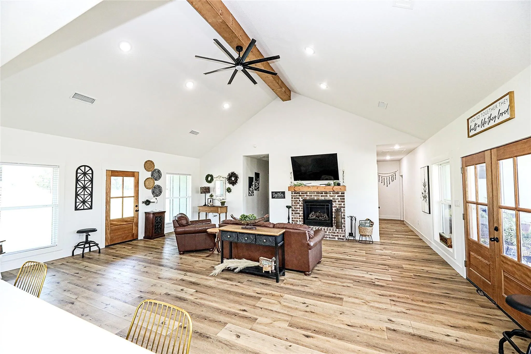 Single Family Residence For Sale in Montague County , 6591 Fm 1758, Bowie, Texas 76230, 3 Bedroom, 2 Bathroom, Garage spaces, 2,110 Sqft, built in 2023, mls#21326382, Real Estate Agent in Bowie, Homes For Sale in Montague county, Homes For Sale in Bowie, Realtor in Bowie Texas, Real Estate Brokerage Independent Realty Texas, Luminita Cordes Realtor