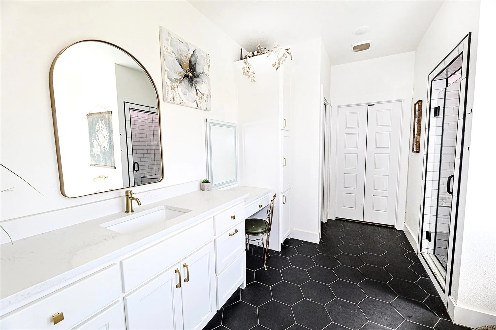 Single Family Residence For Sale in Montague County , 6591 Fm 1758, Bowie, Texas 76230, 3 Bedroom, 2 Bathroom, Garage spaces, 2,110 Sqft, built in 2023, mls#21326382, Real Estate Agent in Bowie, Homes For Sale in Montague county, Homes For Sale in Bowie, Realtor in Bowie Texas, Real Estate Brokerage Independent Realty Texas, Luminita Cordes Realtor